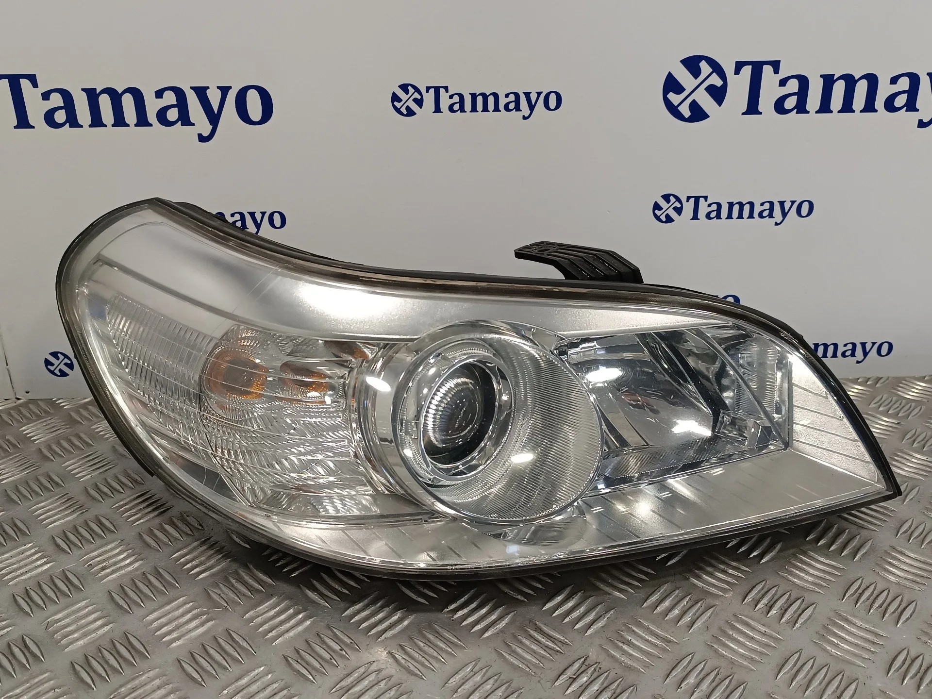 Faro Derecho para Chevrolet Epica