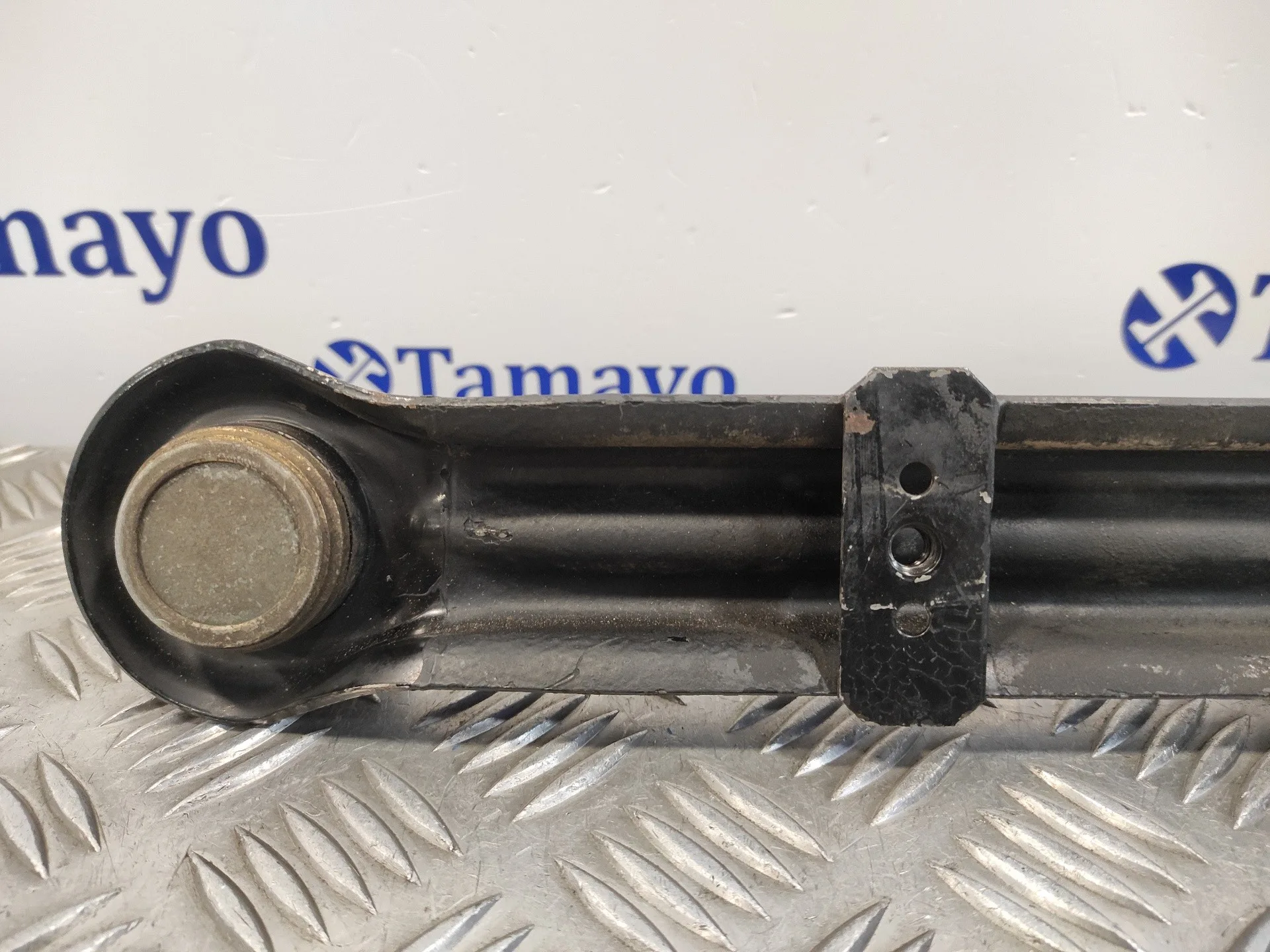 Brazo Suspension Inferior Trasero Izquierdo para Mitsubishi Montero (V60/V70)