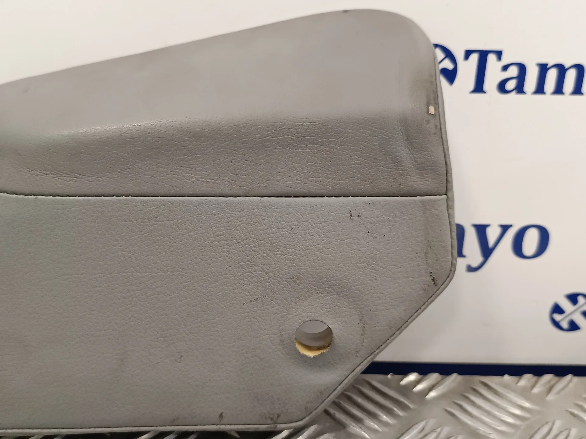 Moldura para Porsche Cayenne (Typ 9Pa)
