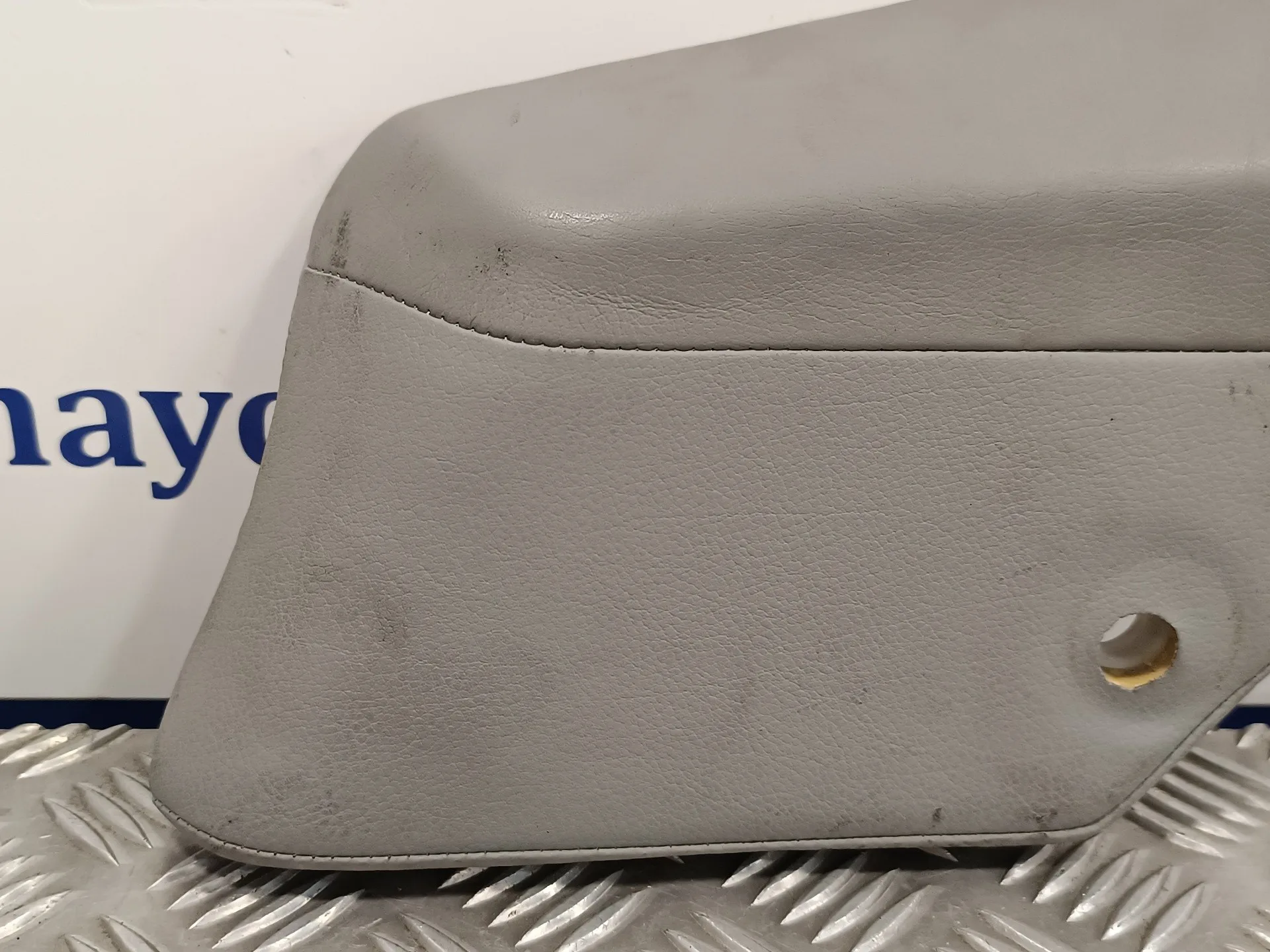 Moldura para Porsche Cayenne (Typ 9Pa)