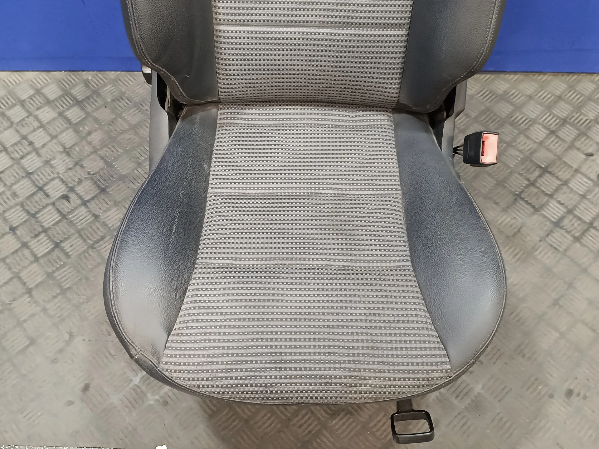 Asiento Delantero Derecho para Mercedes-Benz Clase A (W169)