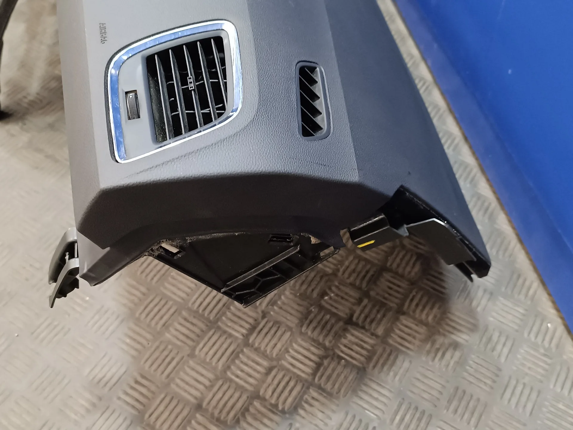 Salpicadero para Seat Ateca (Kh7)