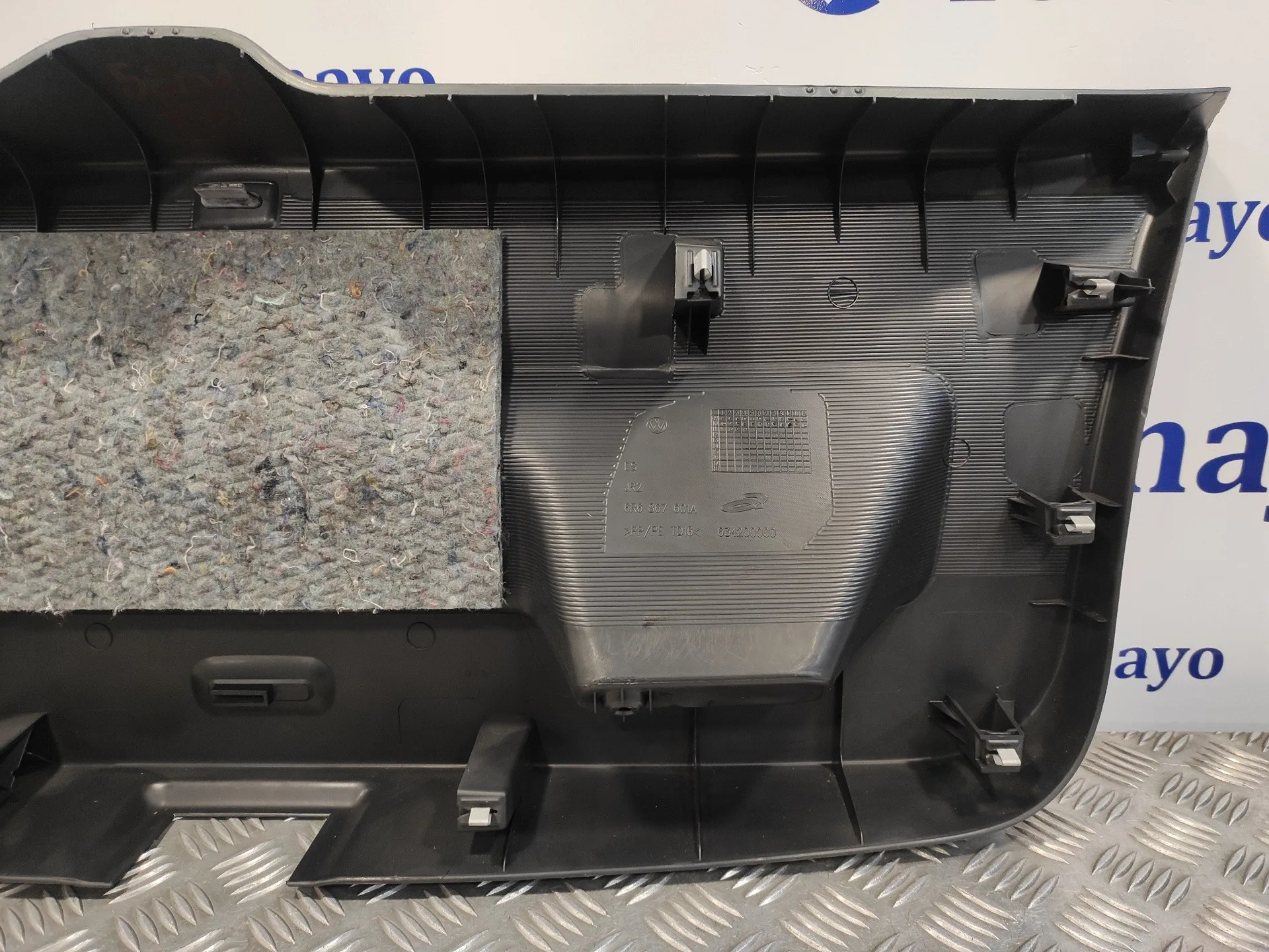 Guarnecido Porton Trasero para Volkswagen Polo (6R1)
