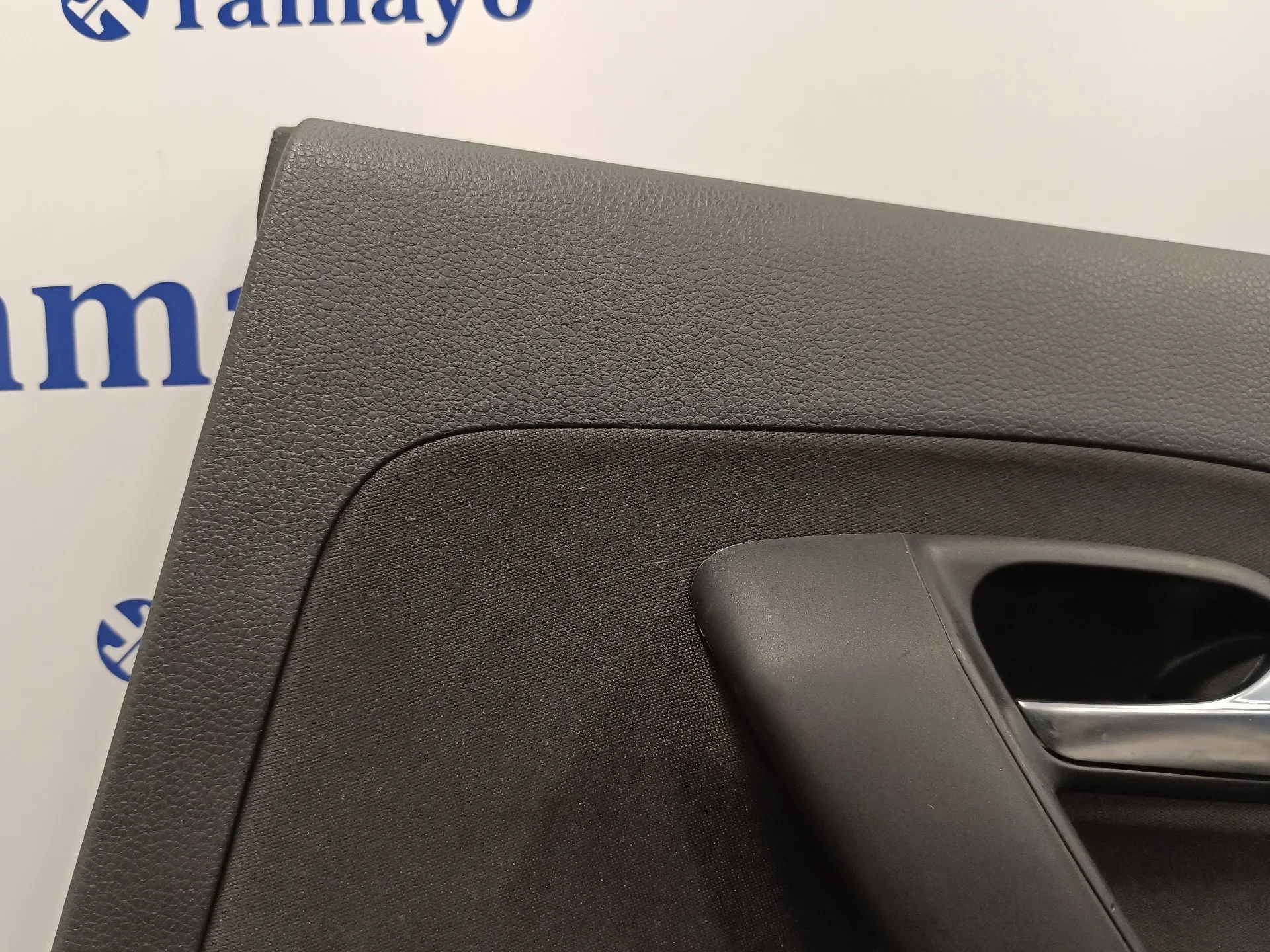 Guarnecido Puerta Trasera Derecha para Volkswagen Polo (6R1)