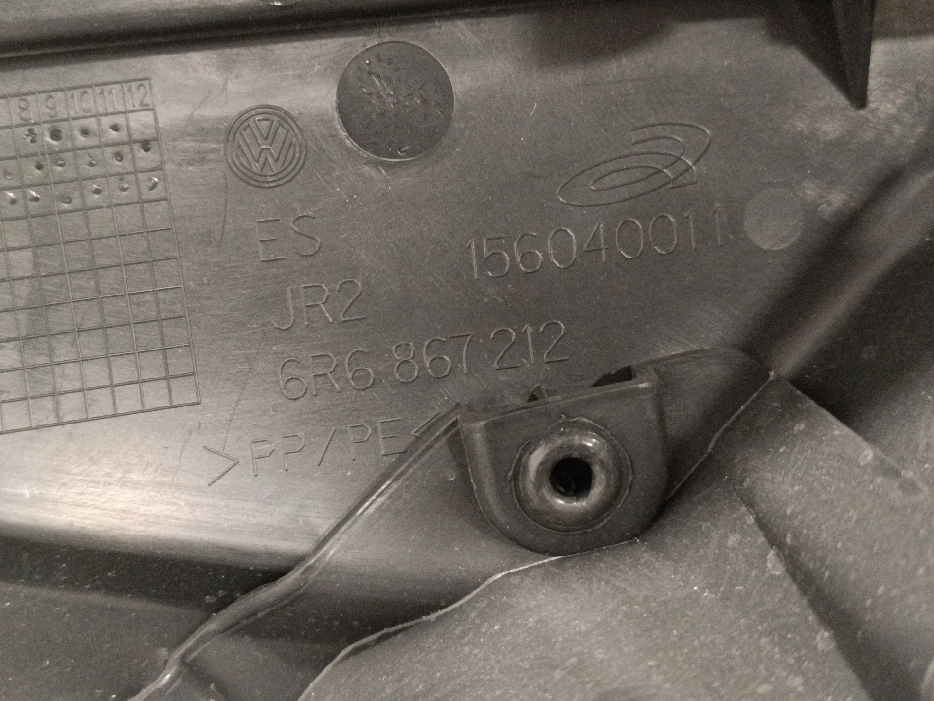 Guarnecido Puerta Trasera Derecha para Volkswagen Polo (6R1)