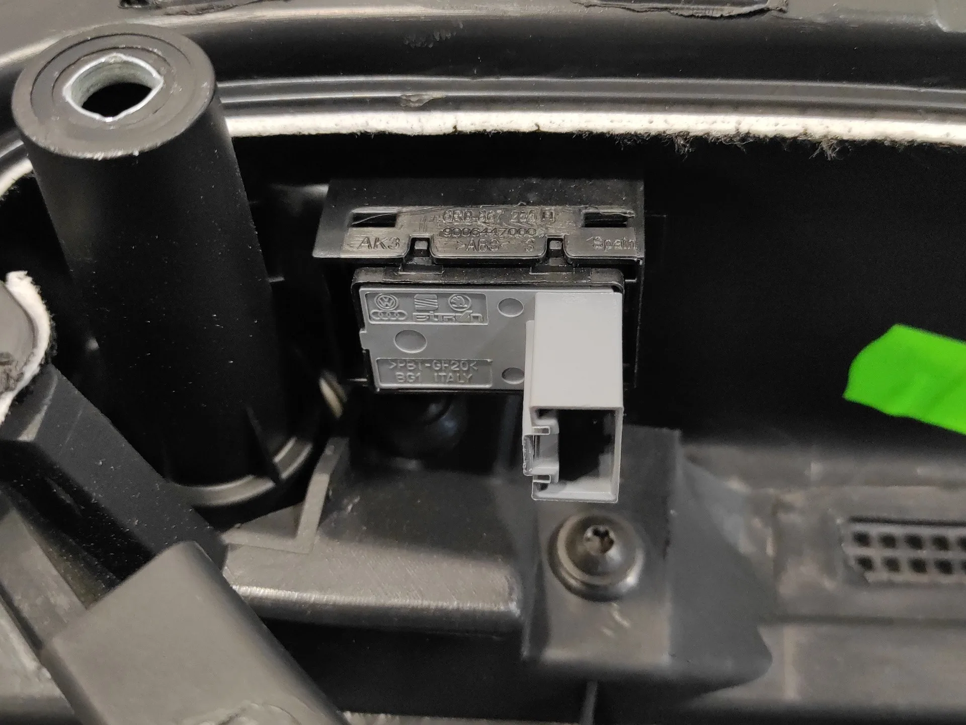 Guarnecido Puerta Trasera Izquierda para Volkswagen Polo (6R1)