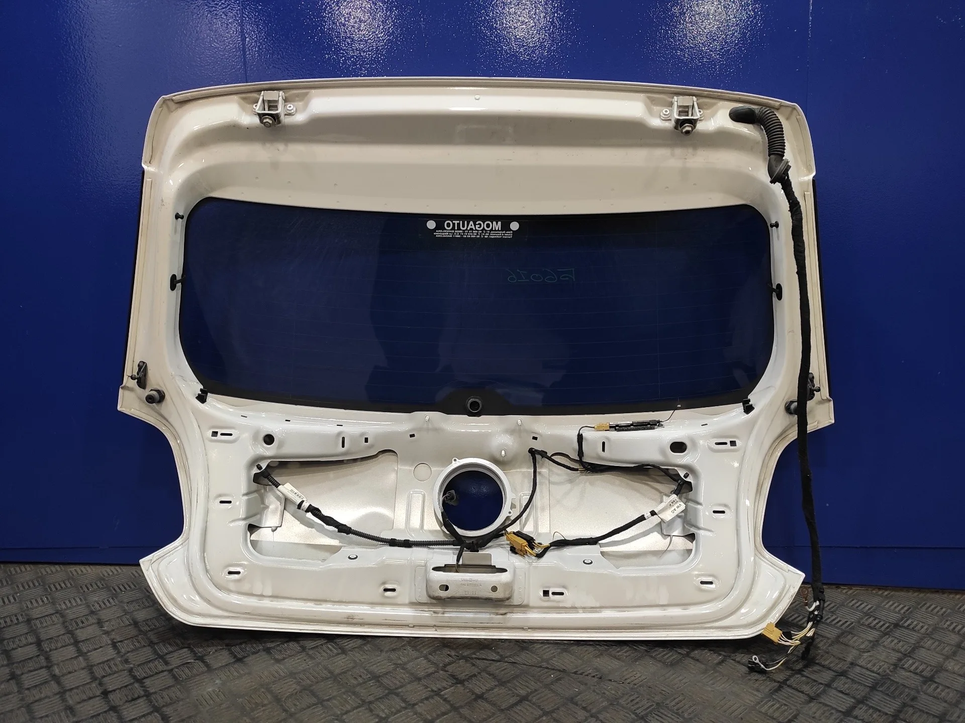 Porton Trasero para Volkswagen Polo (6R1)
