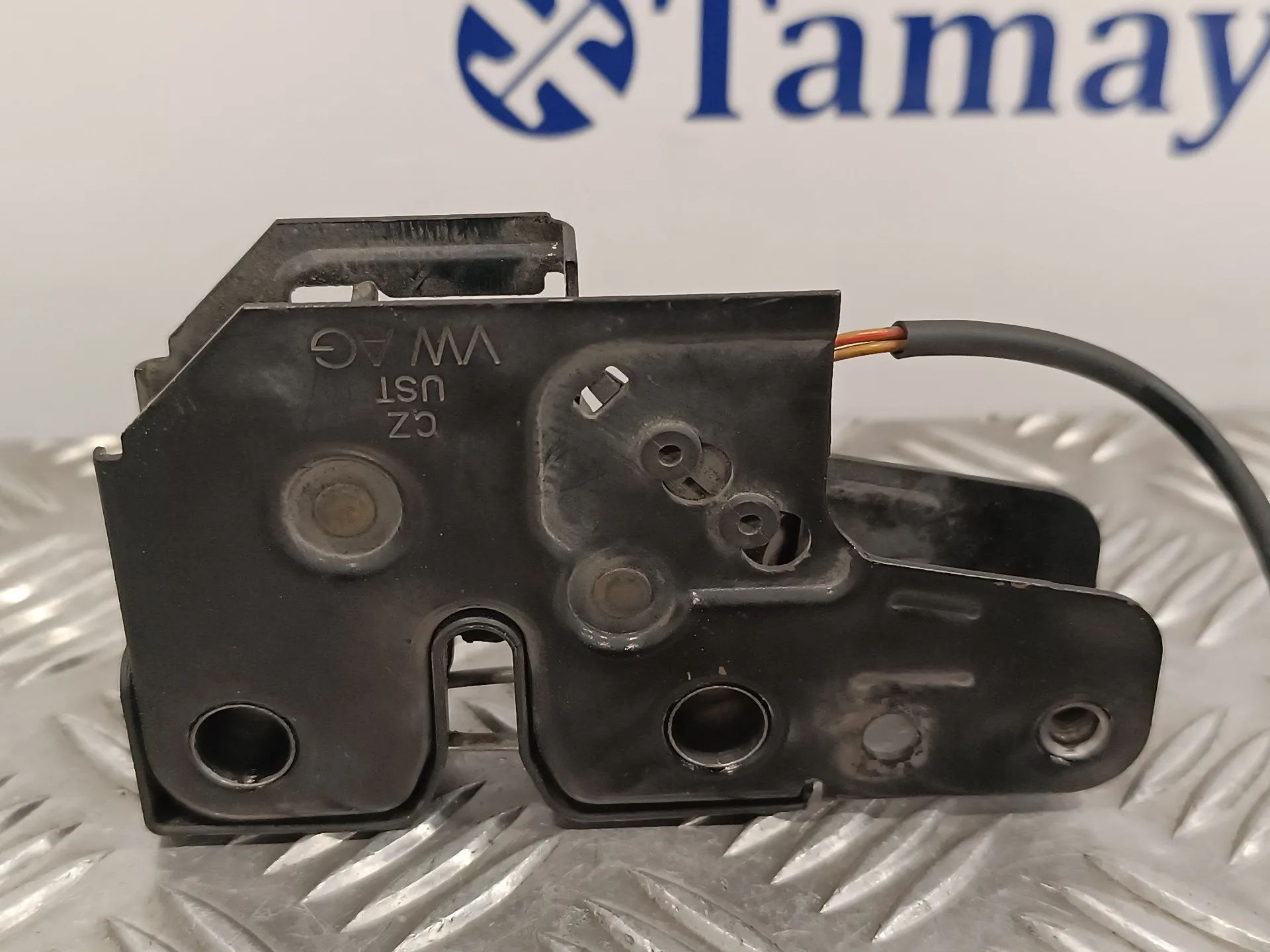 Cerradura Capot para Volkswagen Polo (6R1)