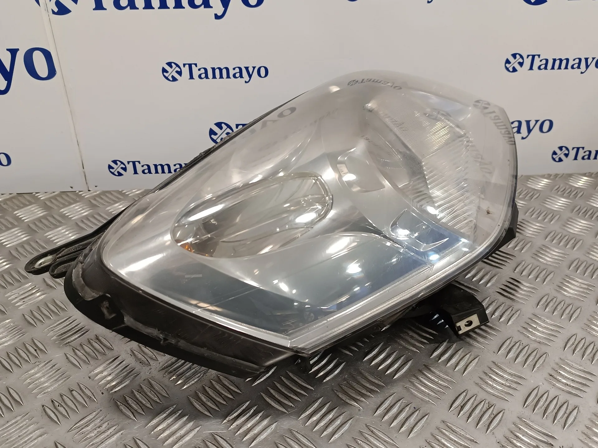 Faro Derecho para Fiat Fiorino