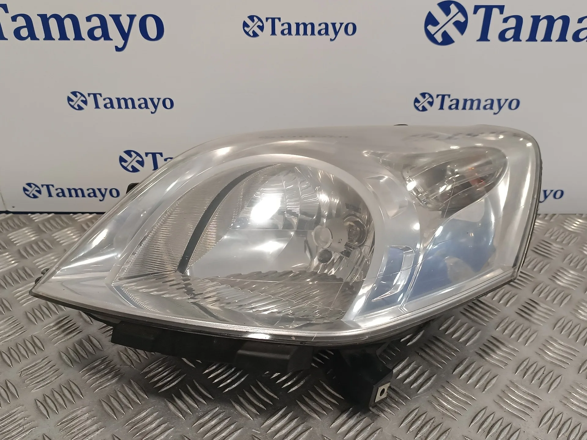 Faro Izquierdo para Fiat Fiorino