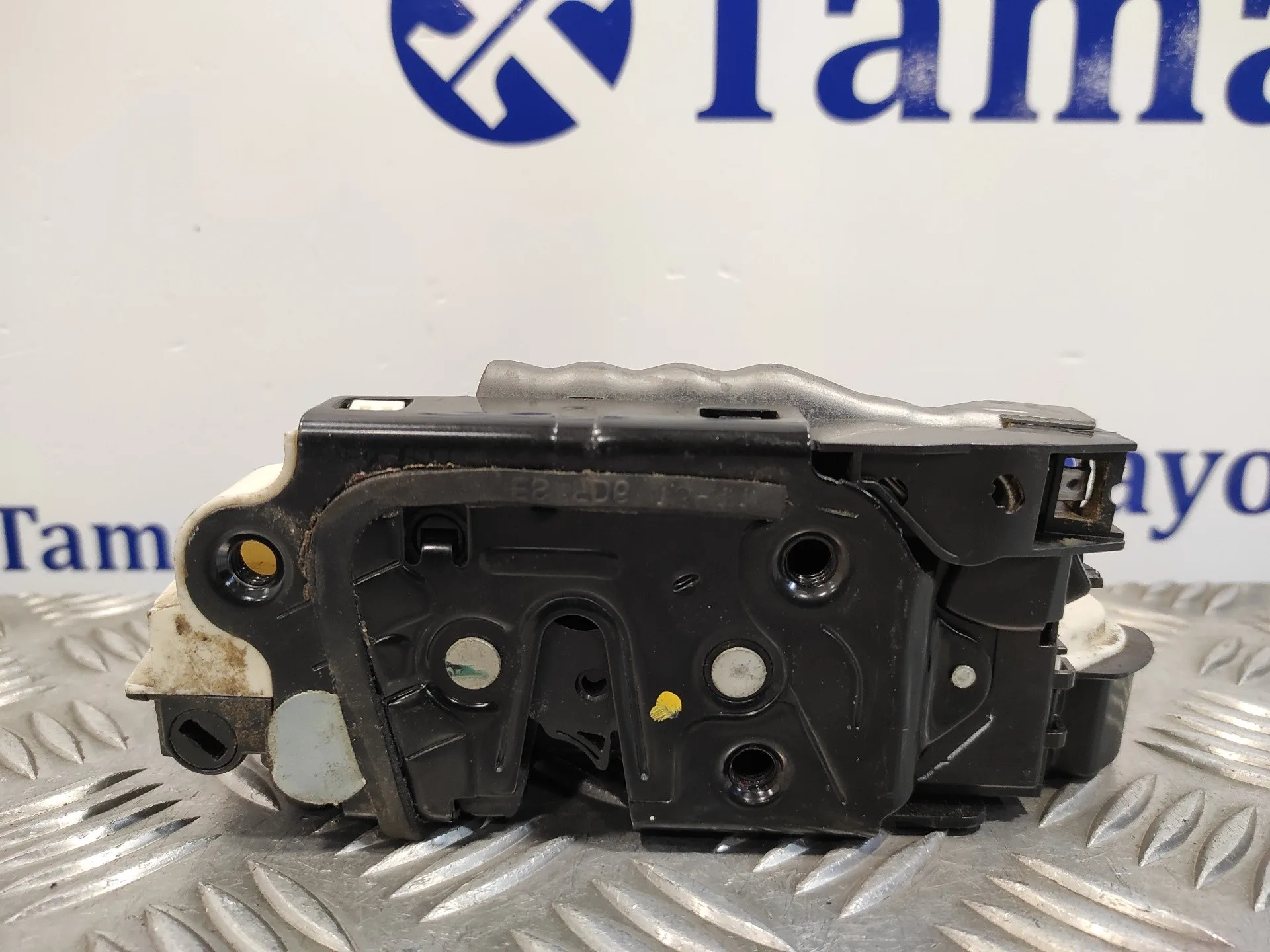 Cerradura Puerta Trasera Derecha para Volkswagen Polo (6R1)