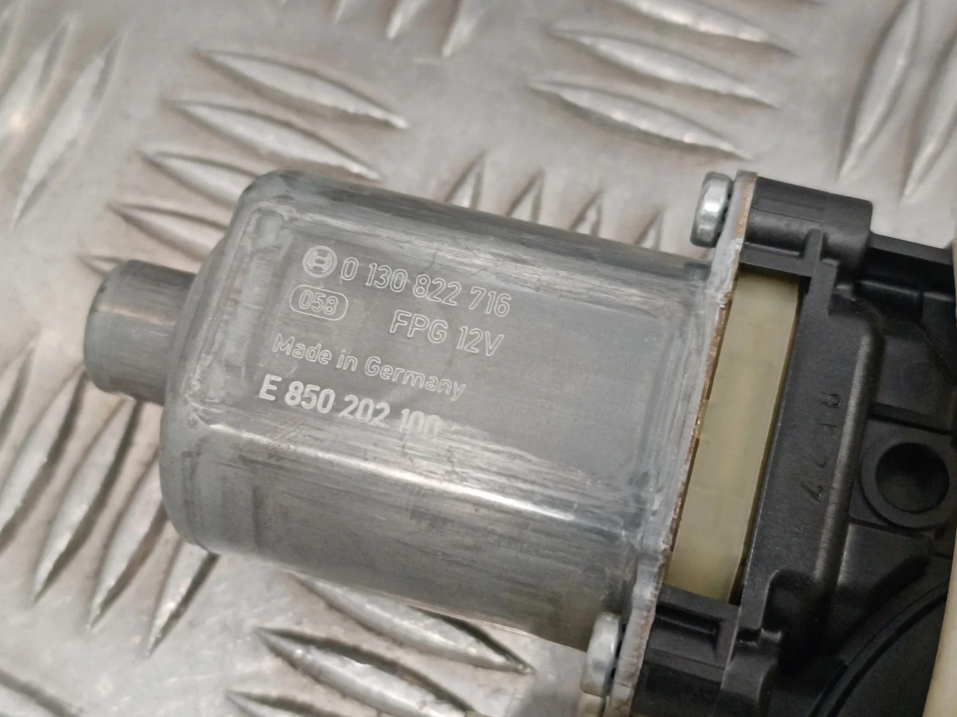 Elevalunas Delantero Derecho para Seat Leon (5F1)