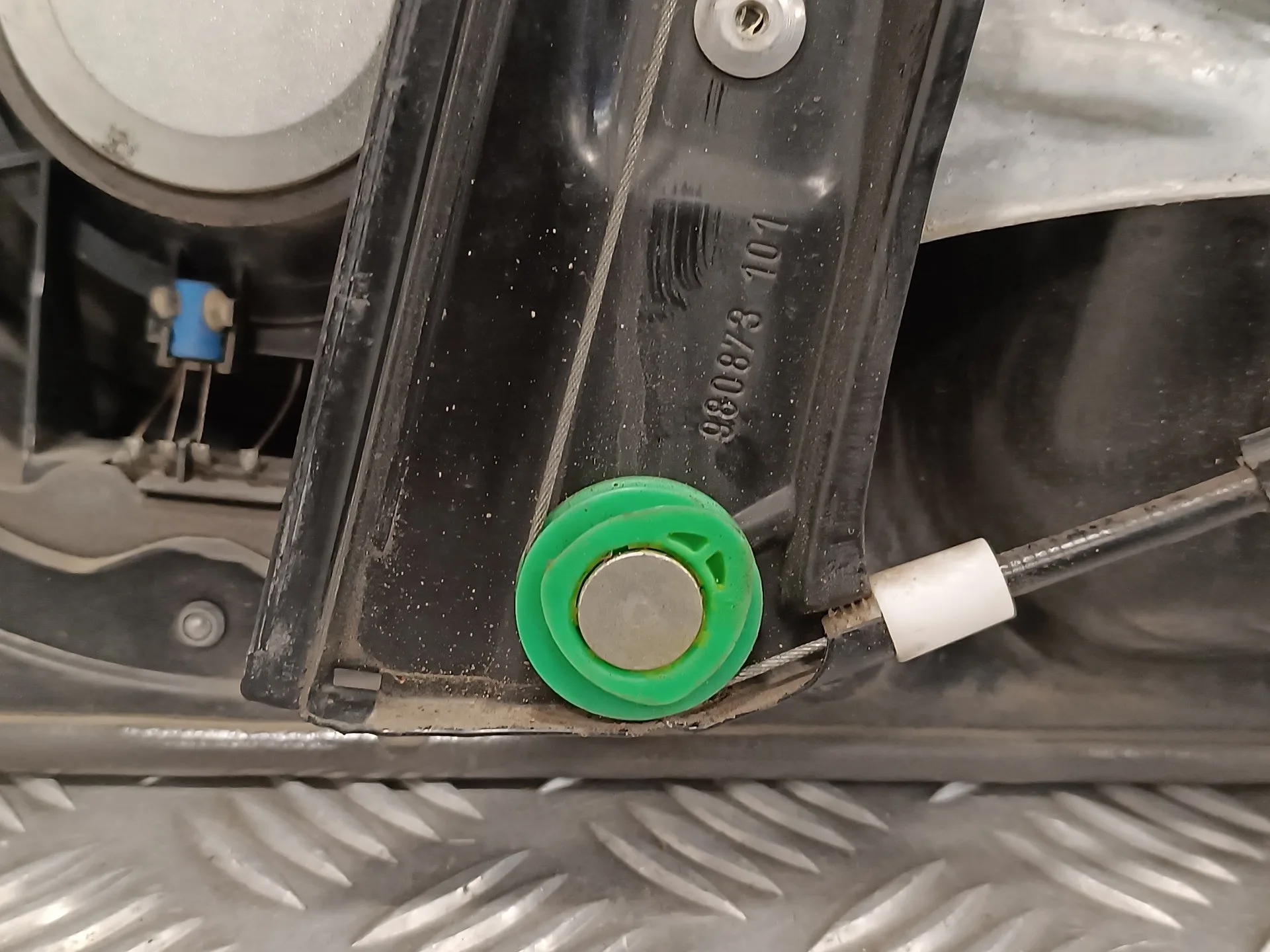Elevalunas Delantero Izquierdo para Volkswagen Passat Variant (365)