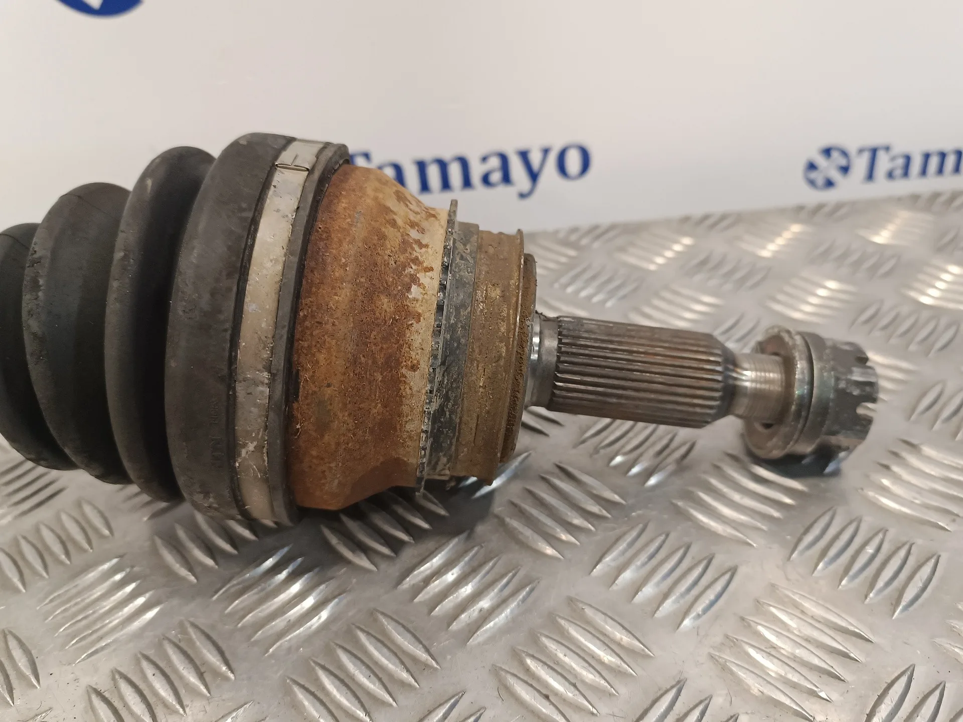 Transmision Trasera Derecha para Mitsubishi Montero (V60/V70)