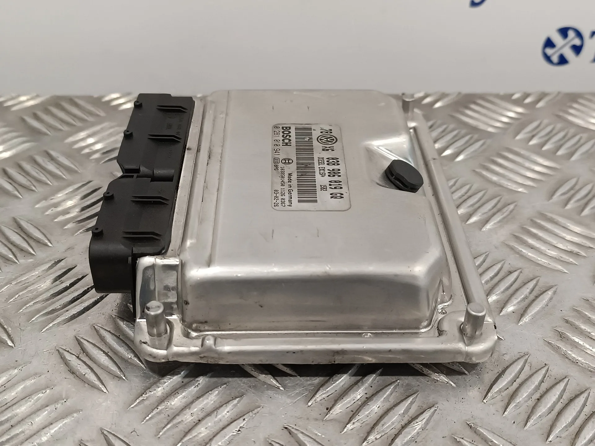 Centralita Motor Uce para Volkswagen Passat Variant (3B6)