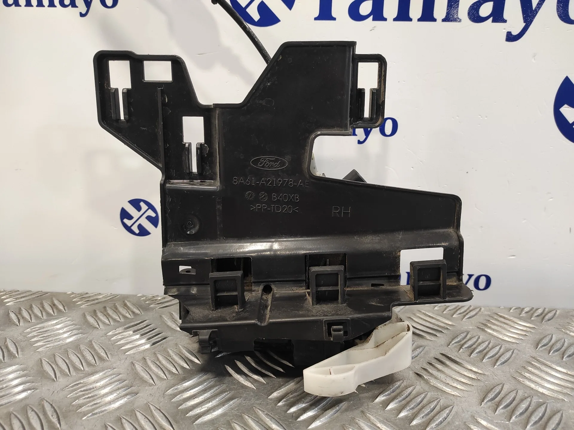 Cerradura Puerta Delantera Derecha para Ford Fiesta (Cb1)