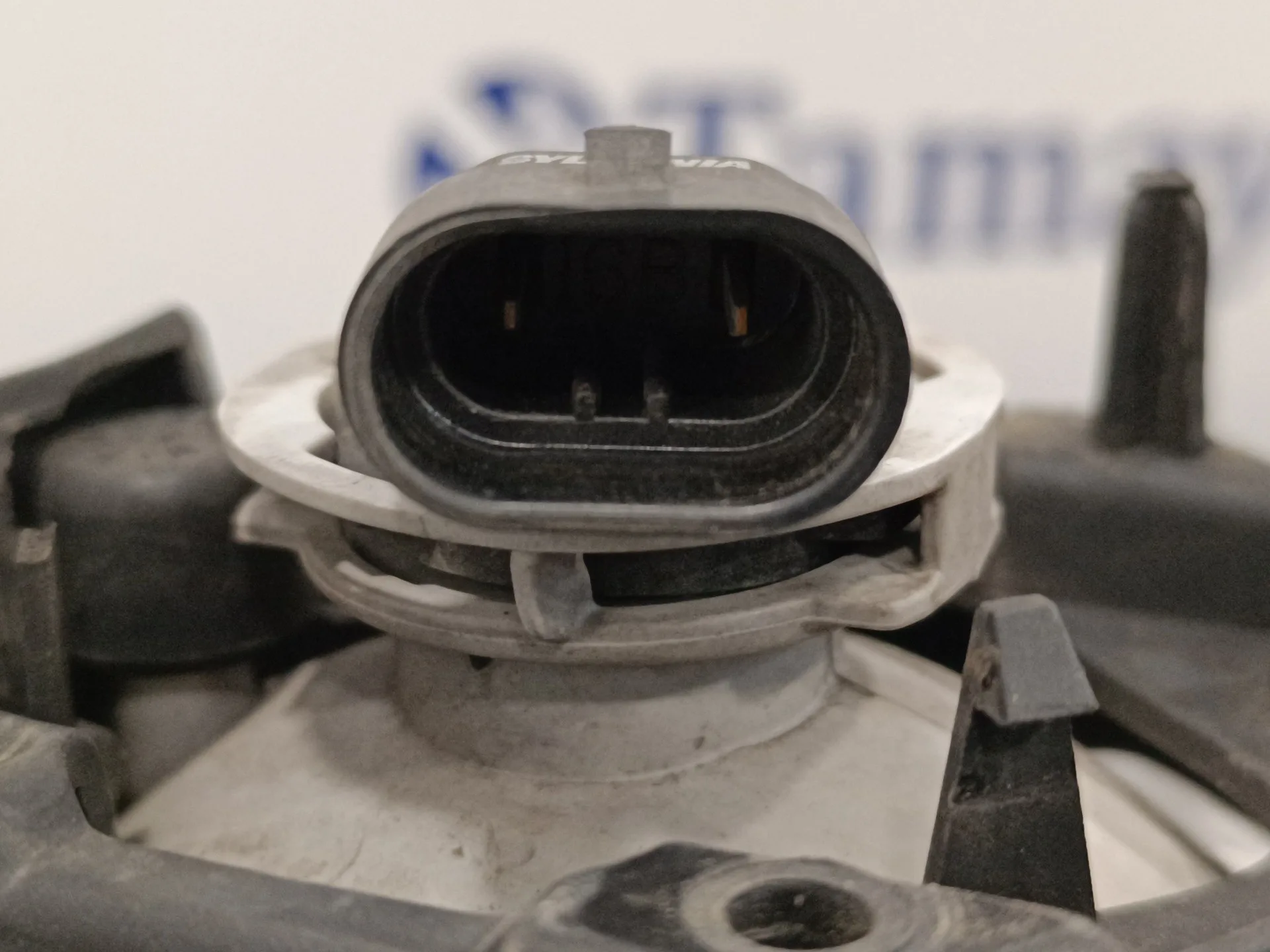 Faro Antiniebla Derecho para Jeep Patriot