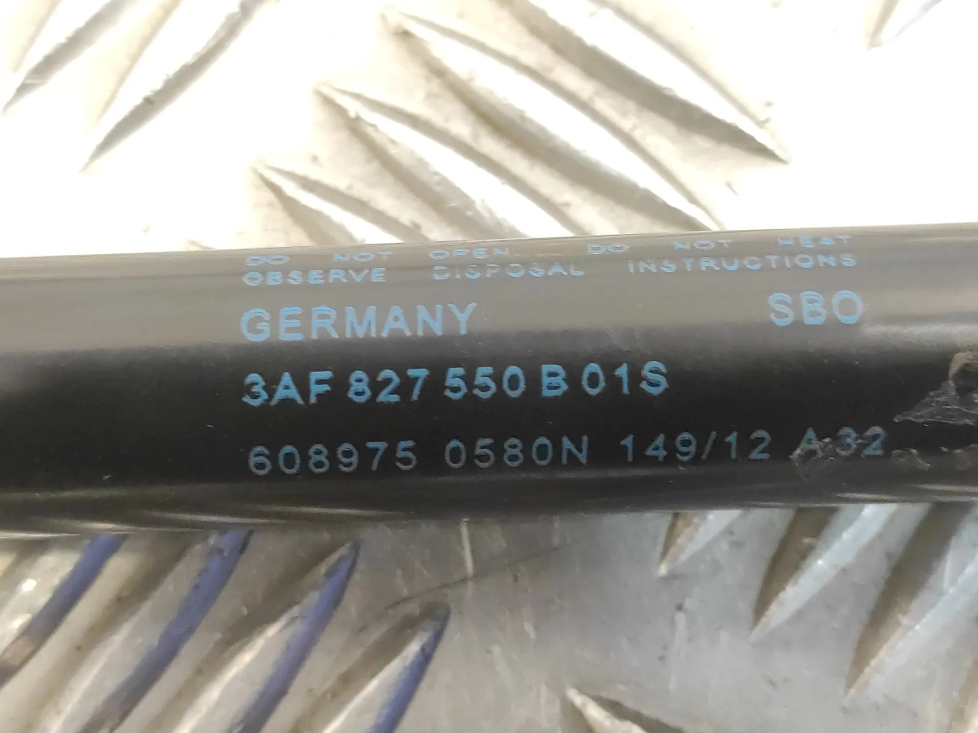 Amortiguadores Maletero / Porton para Volkswagen Passat Variant (365)