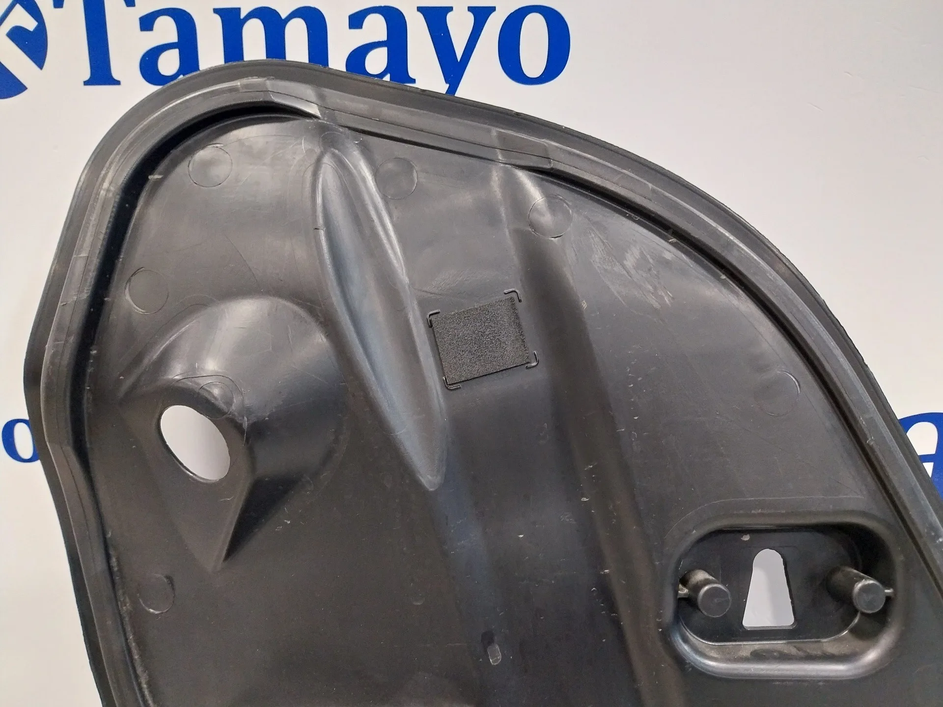 Moldura para Volkswagen Polo (6R1)