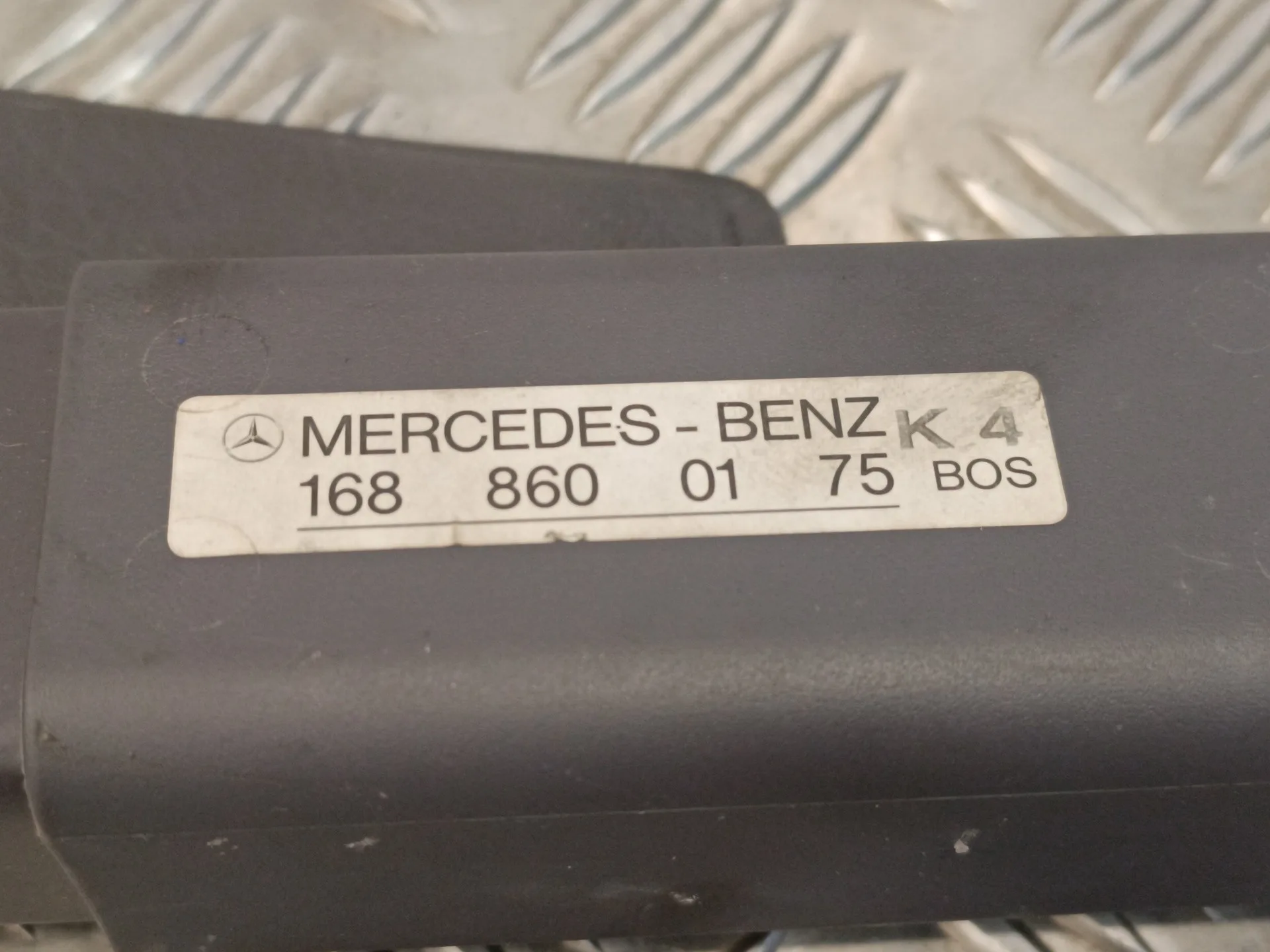 Bandeja Trasera para Mercedes-Benz Clase A (W168)