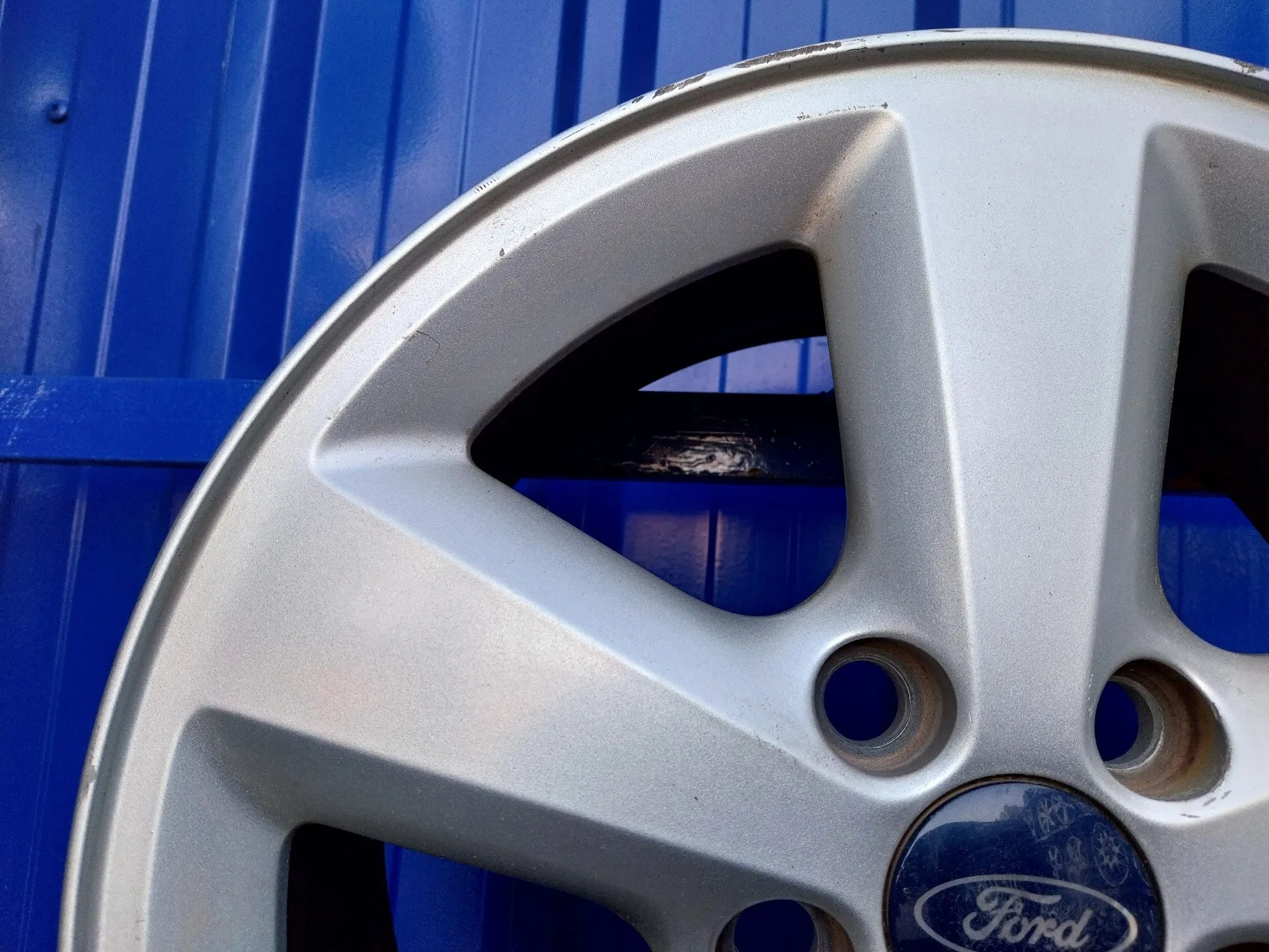 Llanta para Ford Focus Berlina (Cap)