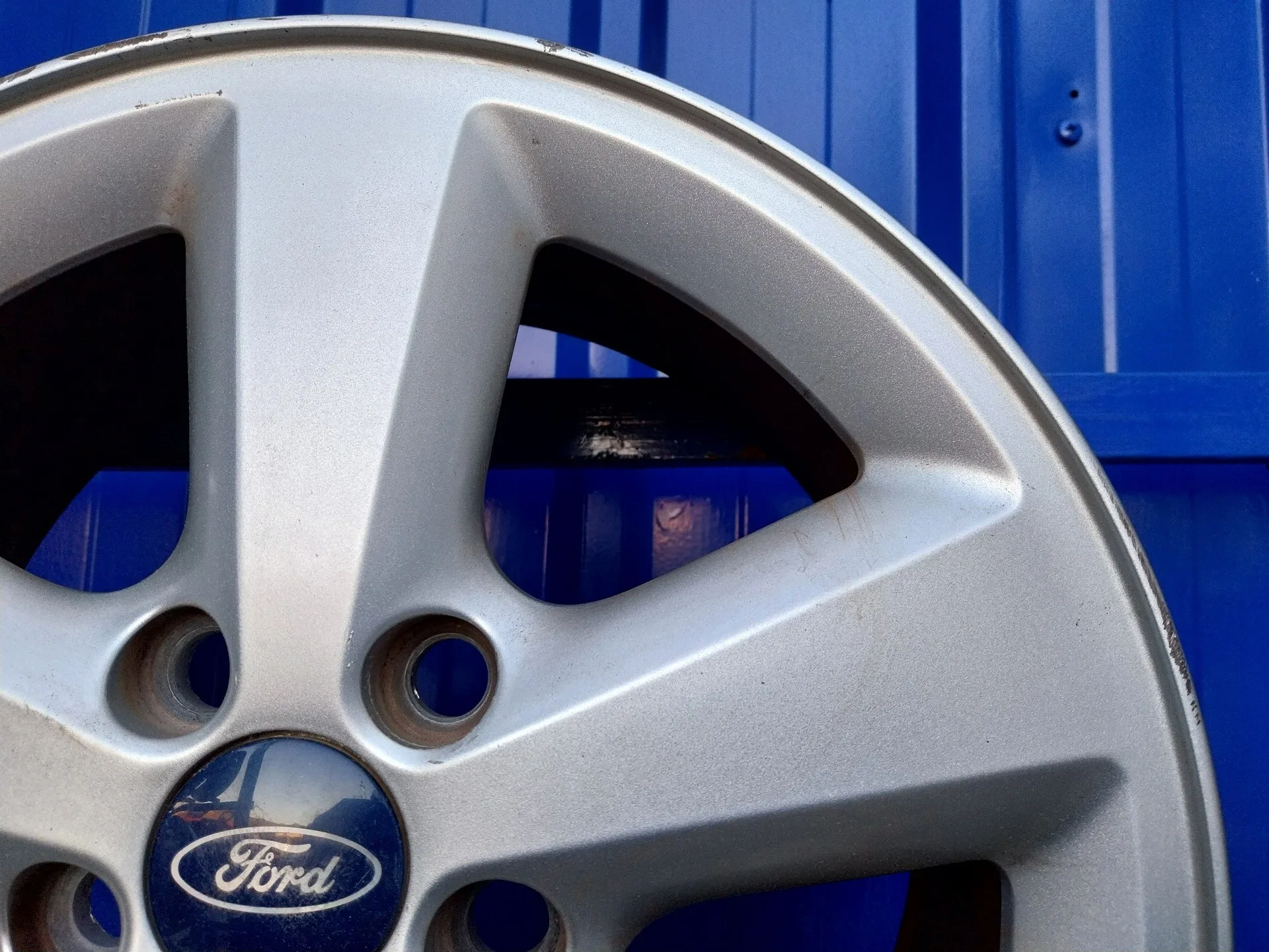Llanta para Ford Focus Berlina (Cap)