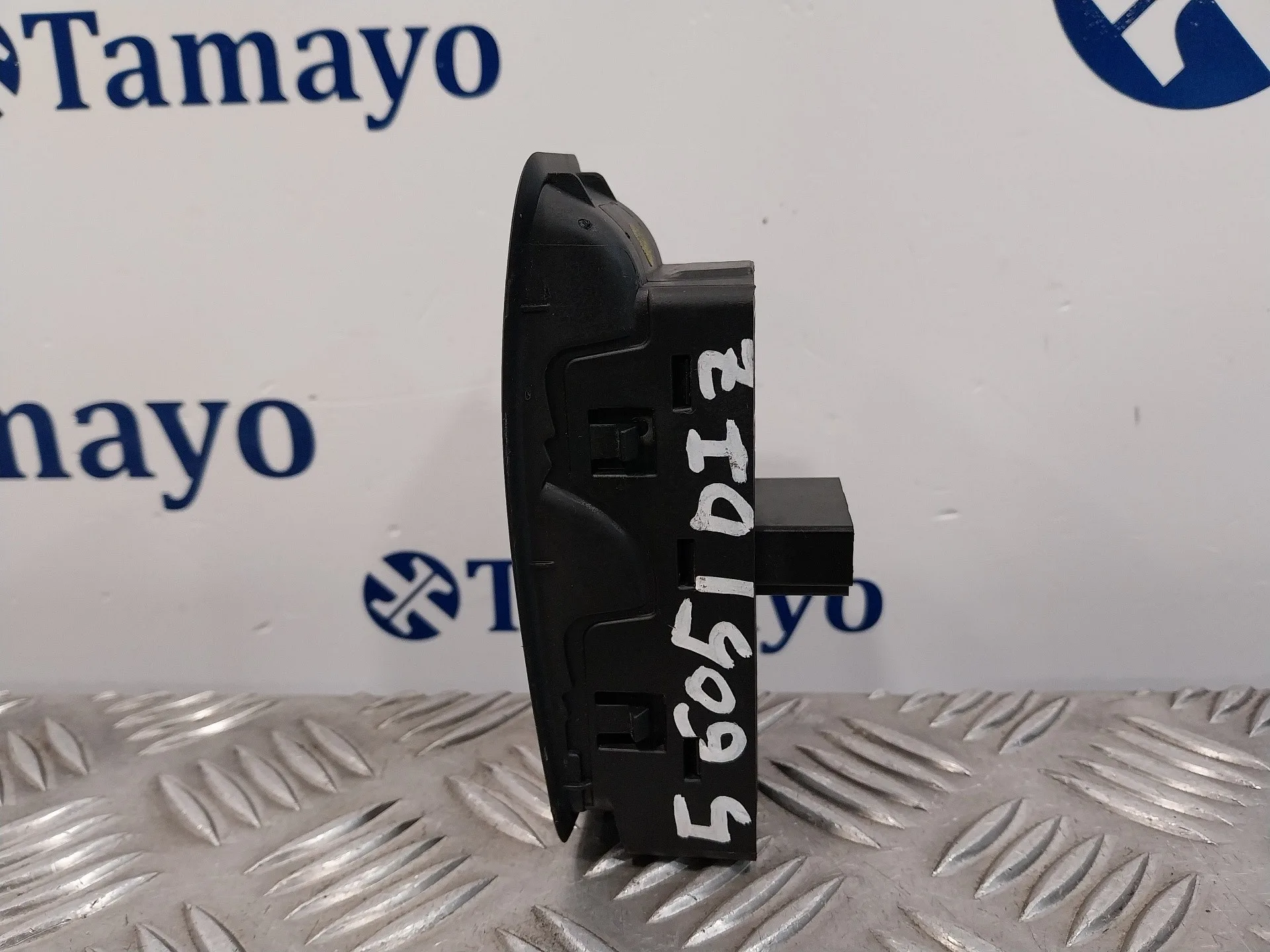 Mando Elevalunas Delantero Izquierdo para Seat Ateca (Kh7)