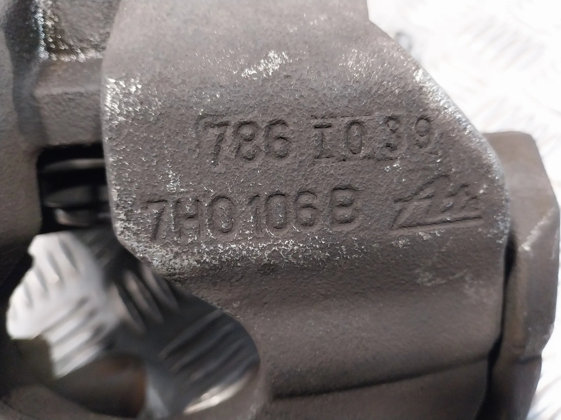 Pinza Freno Delantera Derecha para Volkswagen T5 Transporter/Furgoneta