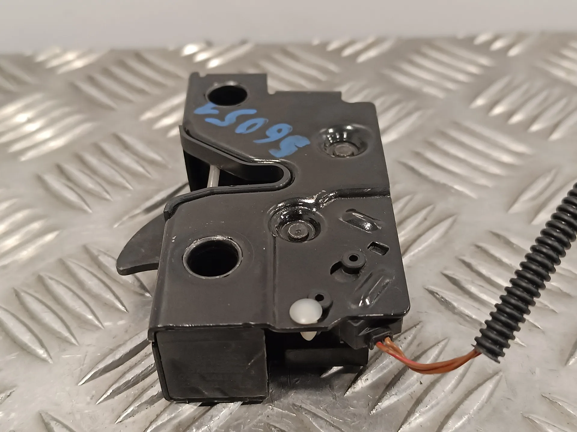 Cerradura Capot para Seat Ateca (Kh7)