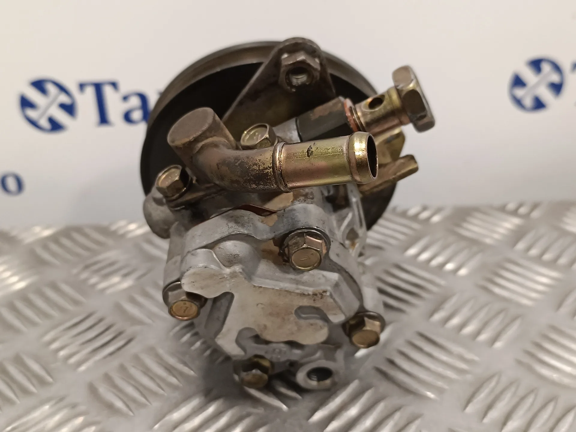Bomba Servodireccion para Nissan Serena (C23M)