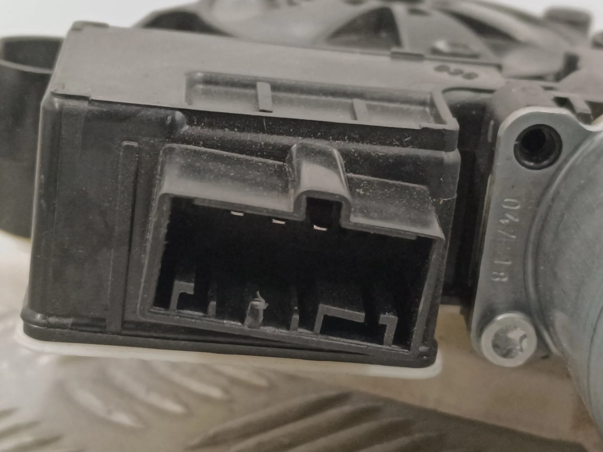Elevalunas Trasero Derecho para Seat Leon (5F1)