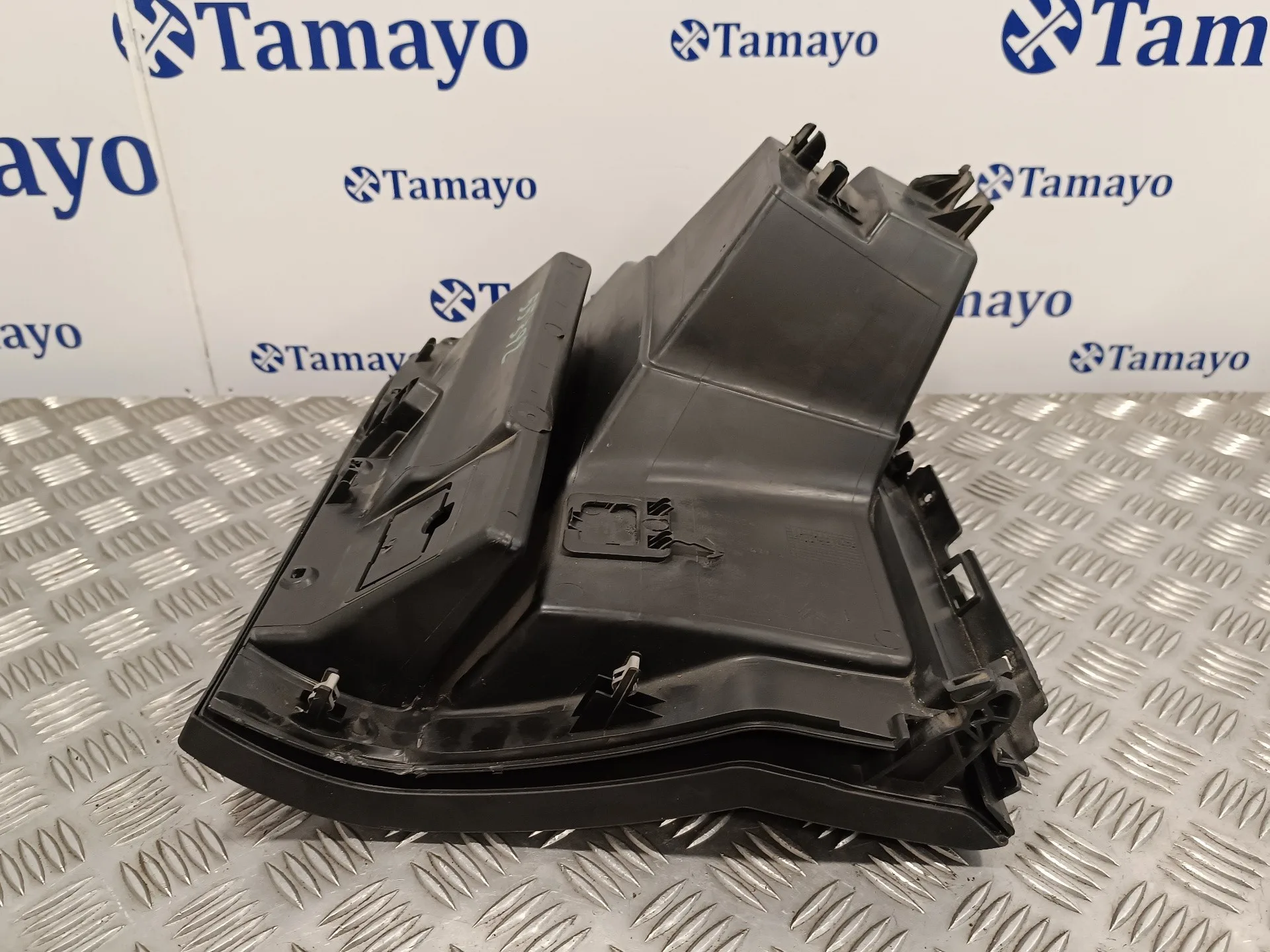 Guantera para Peugeot Partner Kasten