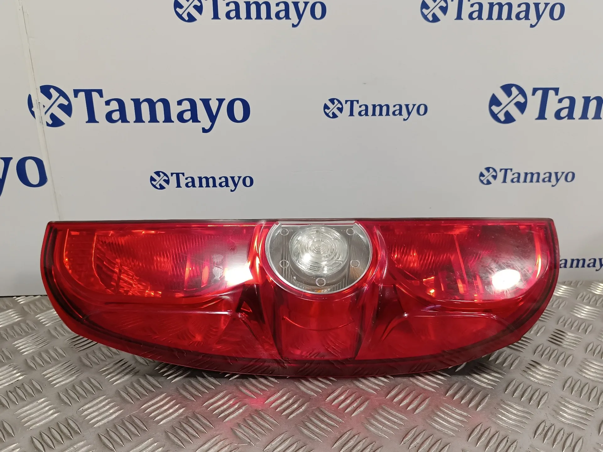 Piloto Trasero Izquierdo para Opel Combo D