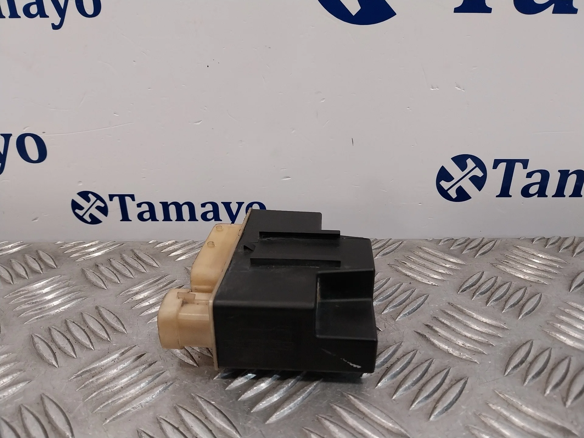 Caja Precalentamiento para Peugeot Partner Kasten