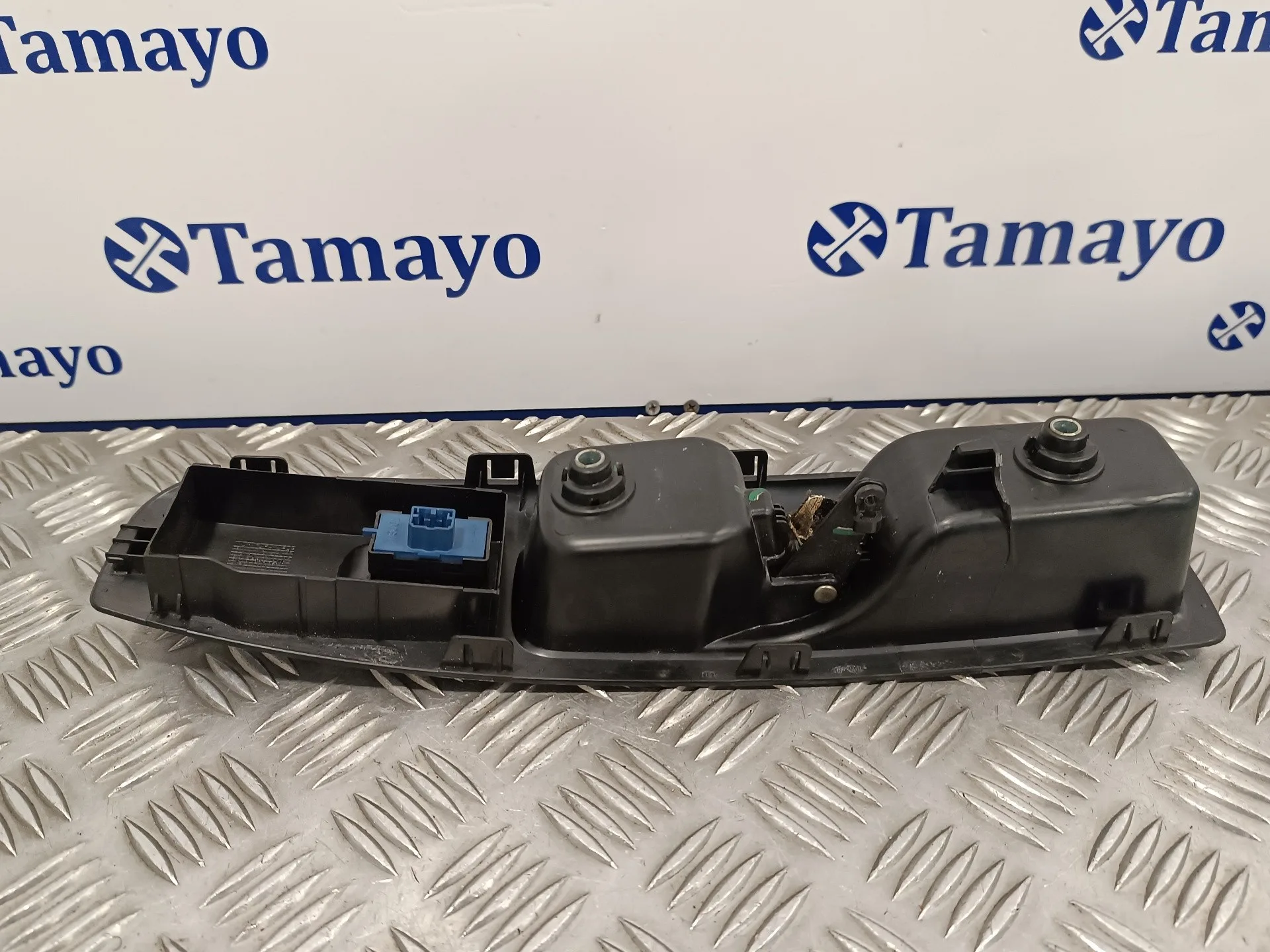 Mando Elevalunas Delantero Derecho para Opel Combo D