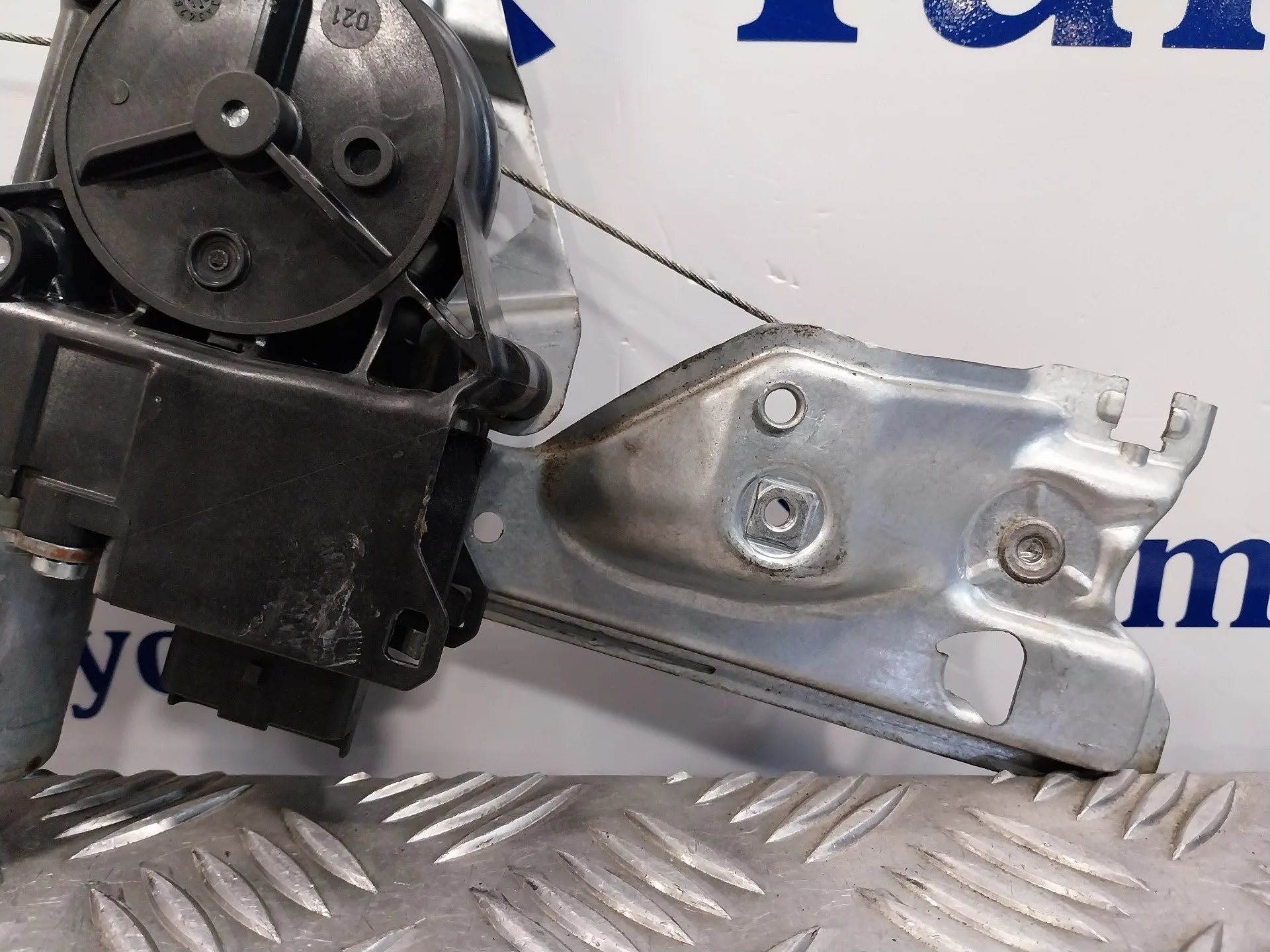 Elevalunas Trasero Izquierdo para Peugeot 308