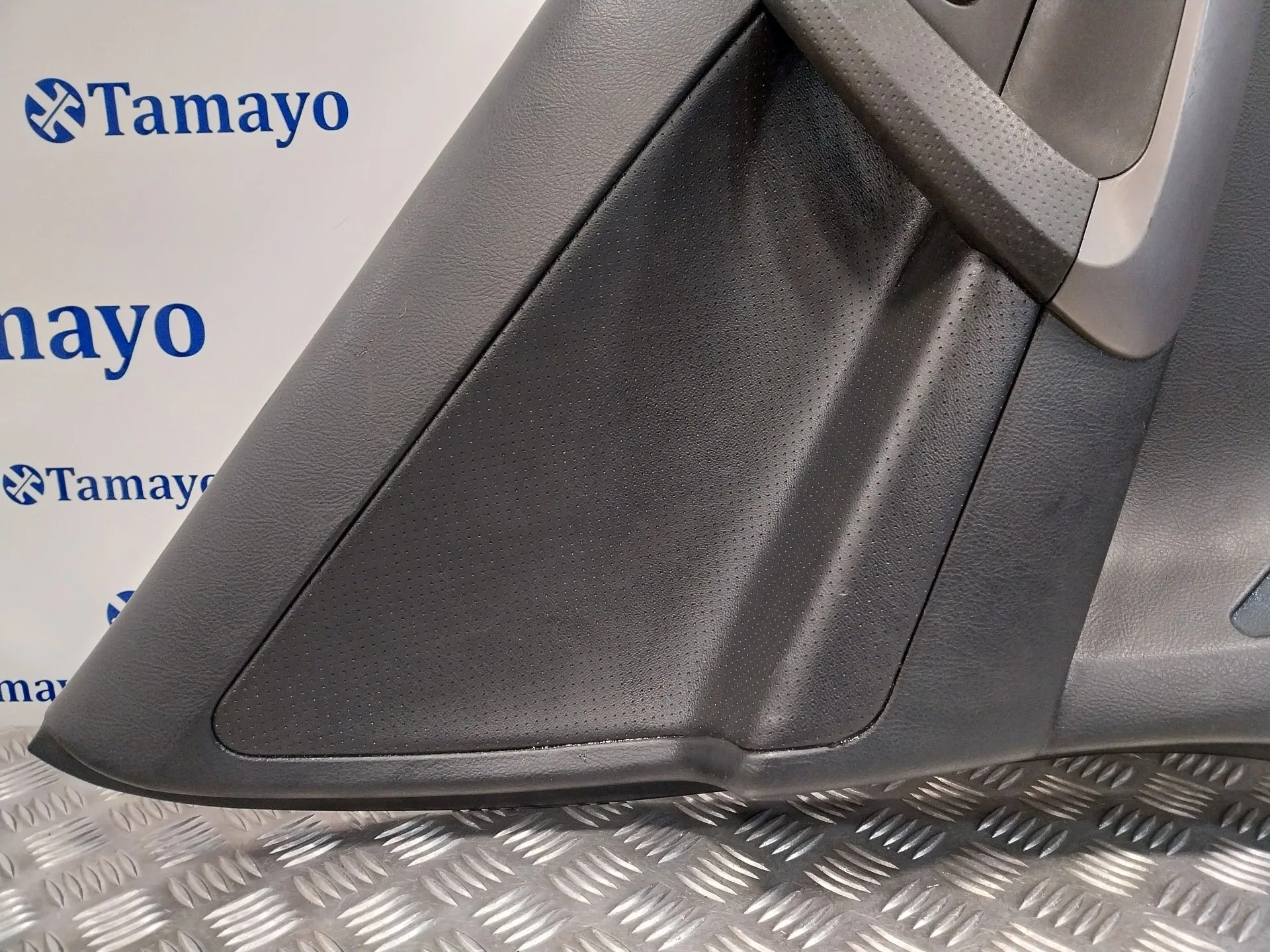 Guarnecido Puerta Trasera Derecha para Toyota Rav 4 (A3)