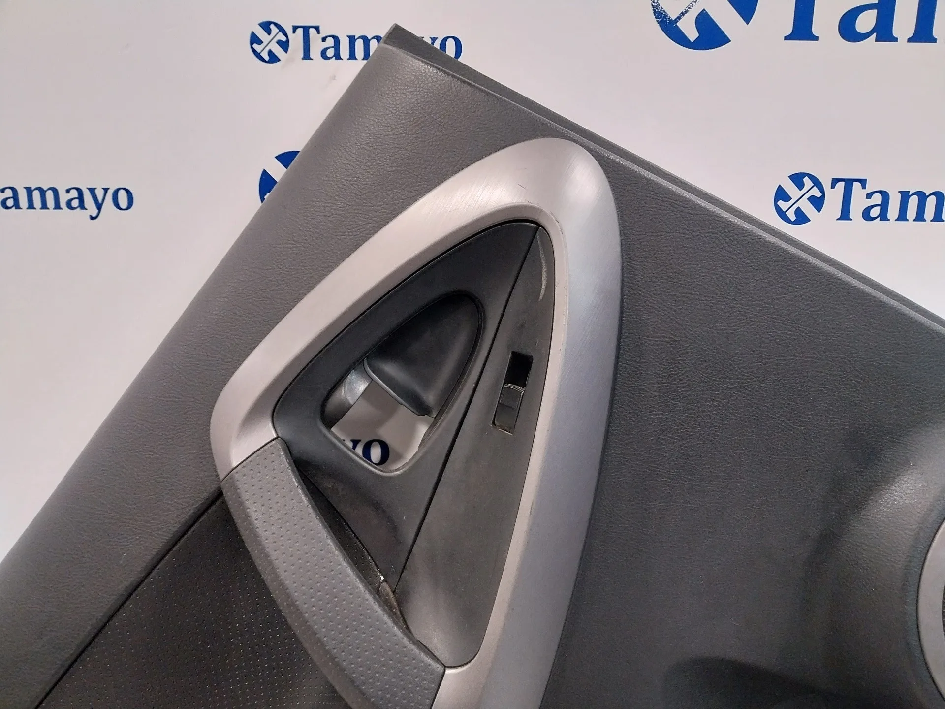 Guarnecido Puerta Trasera Derecha para Toyota Rav 4 (A3)