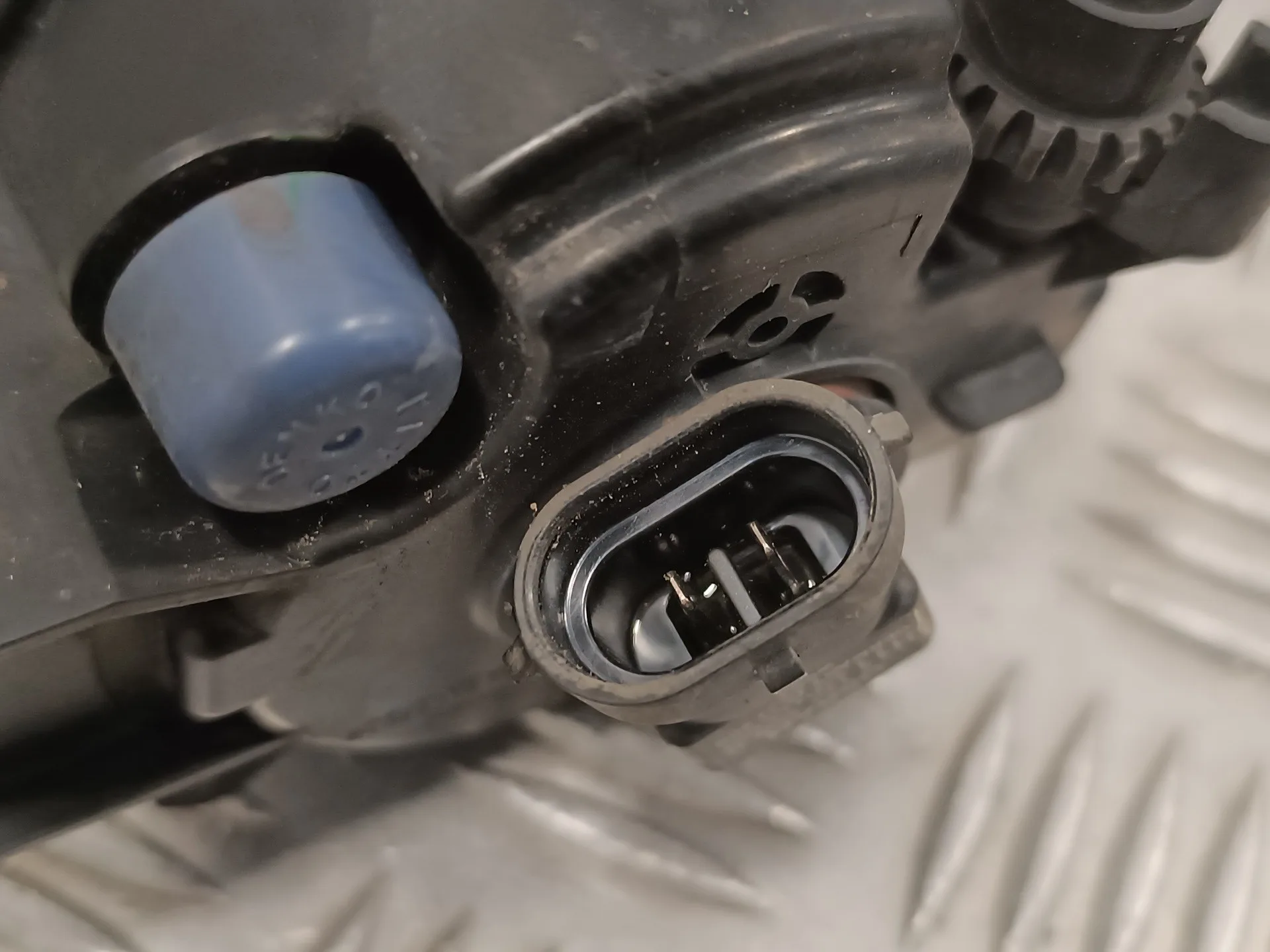 Faro Antiniebla Derecho para Renault Clio Iii