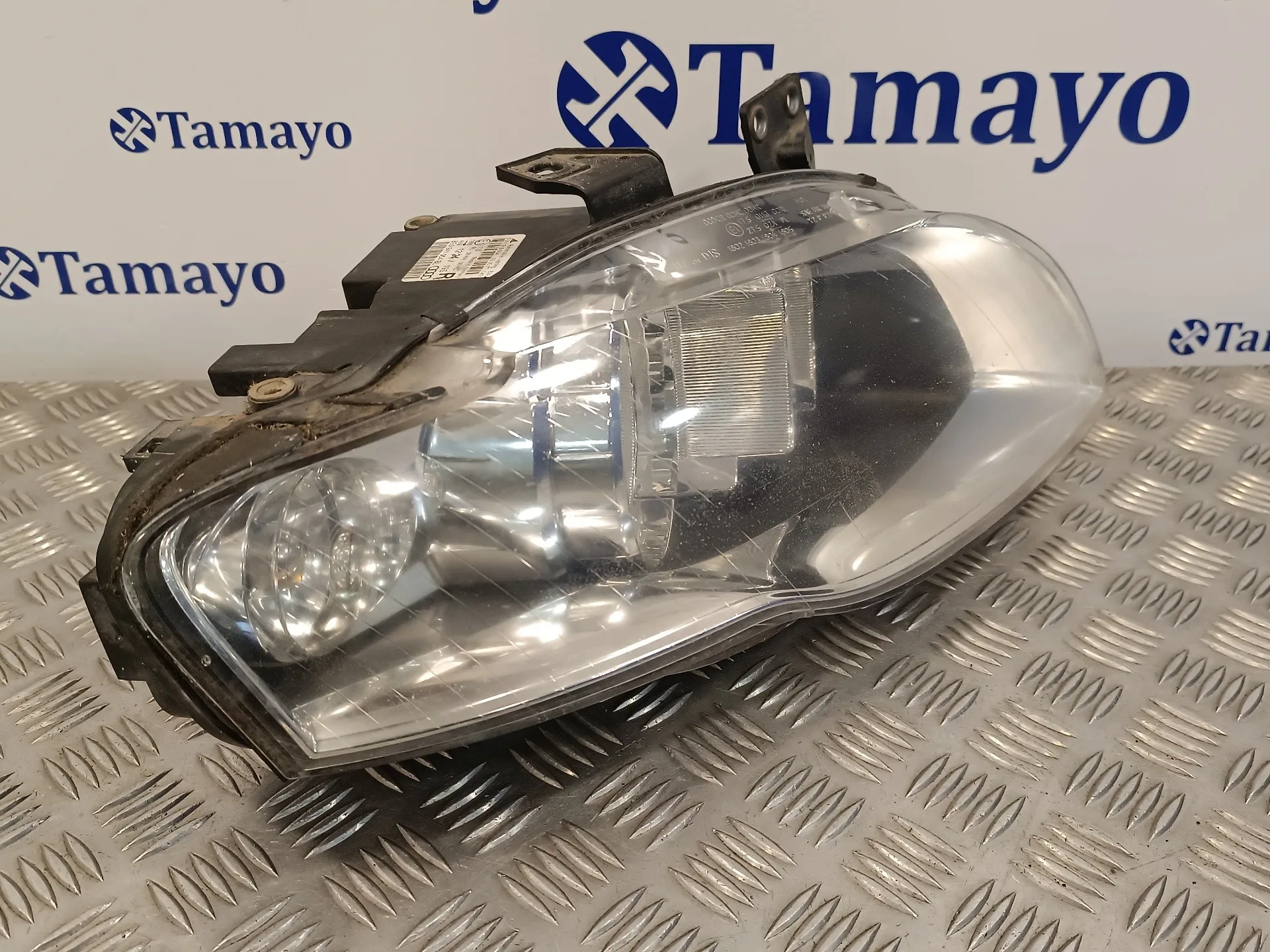 Faro Derecho para Audi A4 Avant (8E)