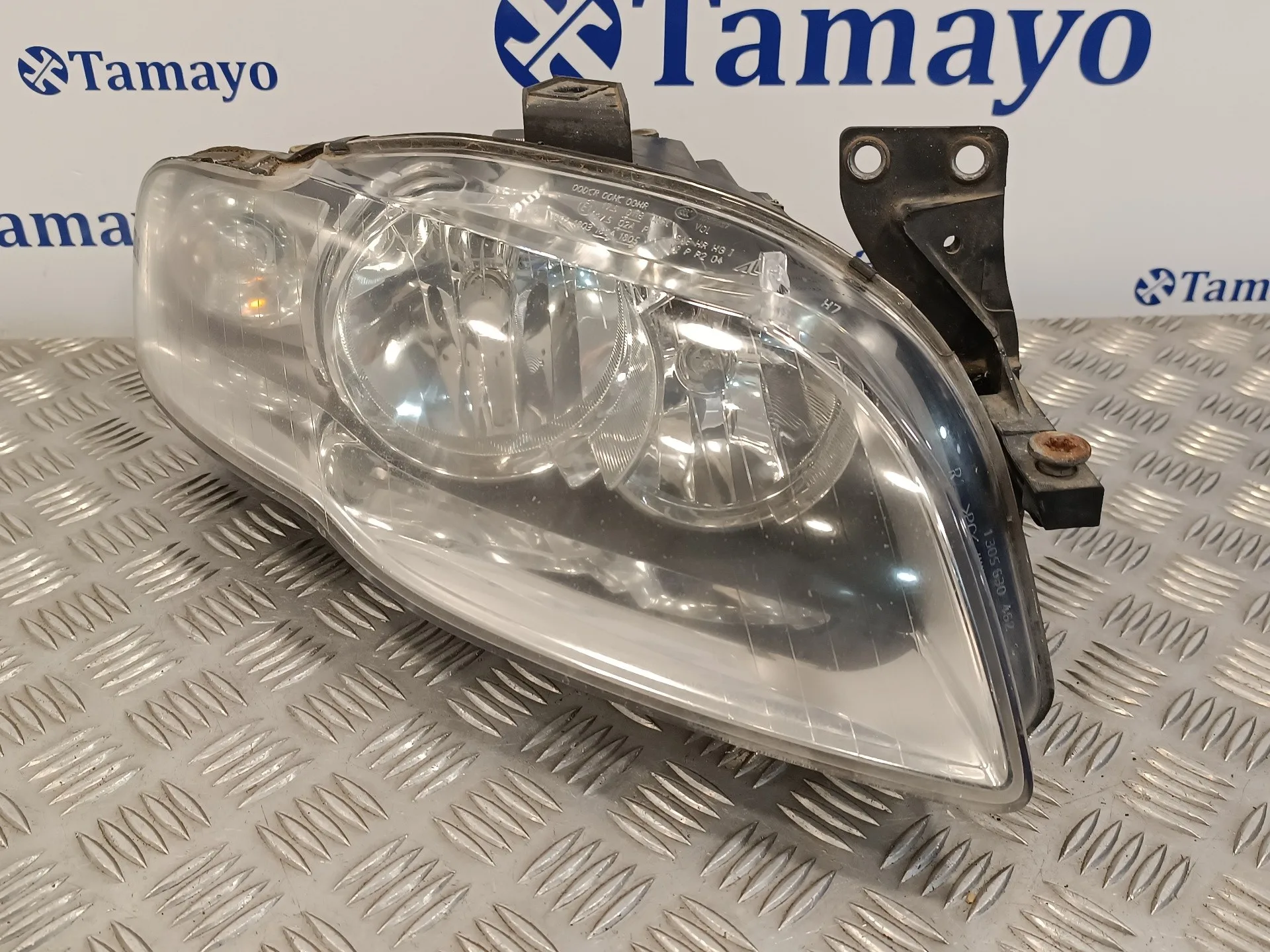 Faro Derecho para Audi A4 Avant (8E)