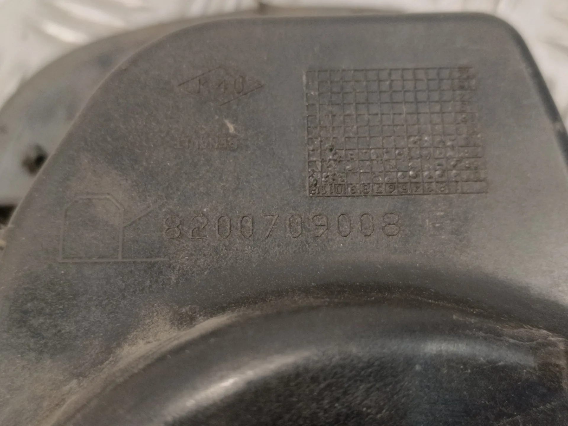 Tapa Exterior Combustible para Renault Grand Modus