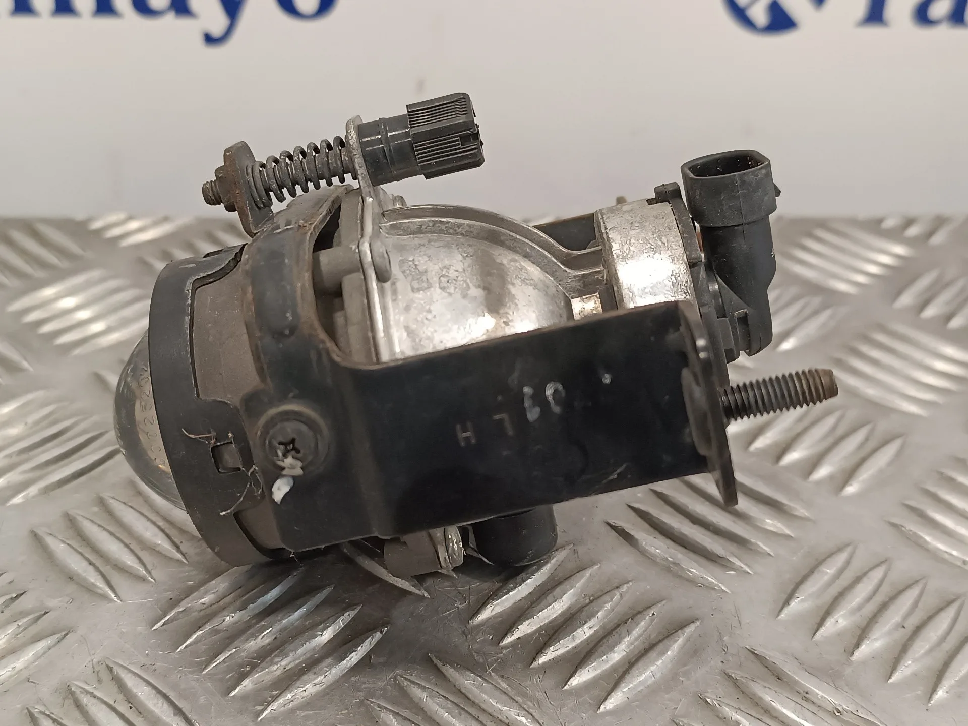 Faro Antiniebla Izquierdo para Chevrolet Epica