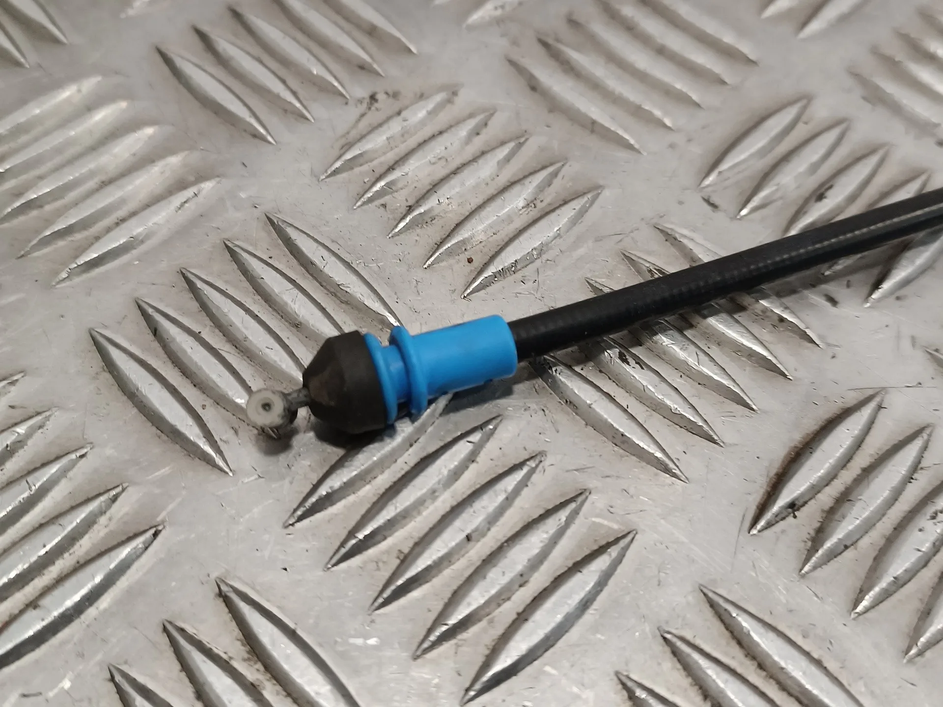 Cerradura Puerta Delantera Izquierda para Mercedes-Benz Sprinterii Caja Abierta (Desde 01.06)