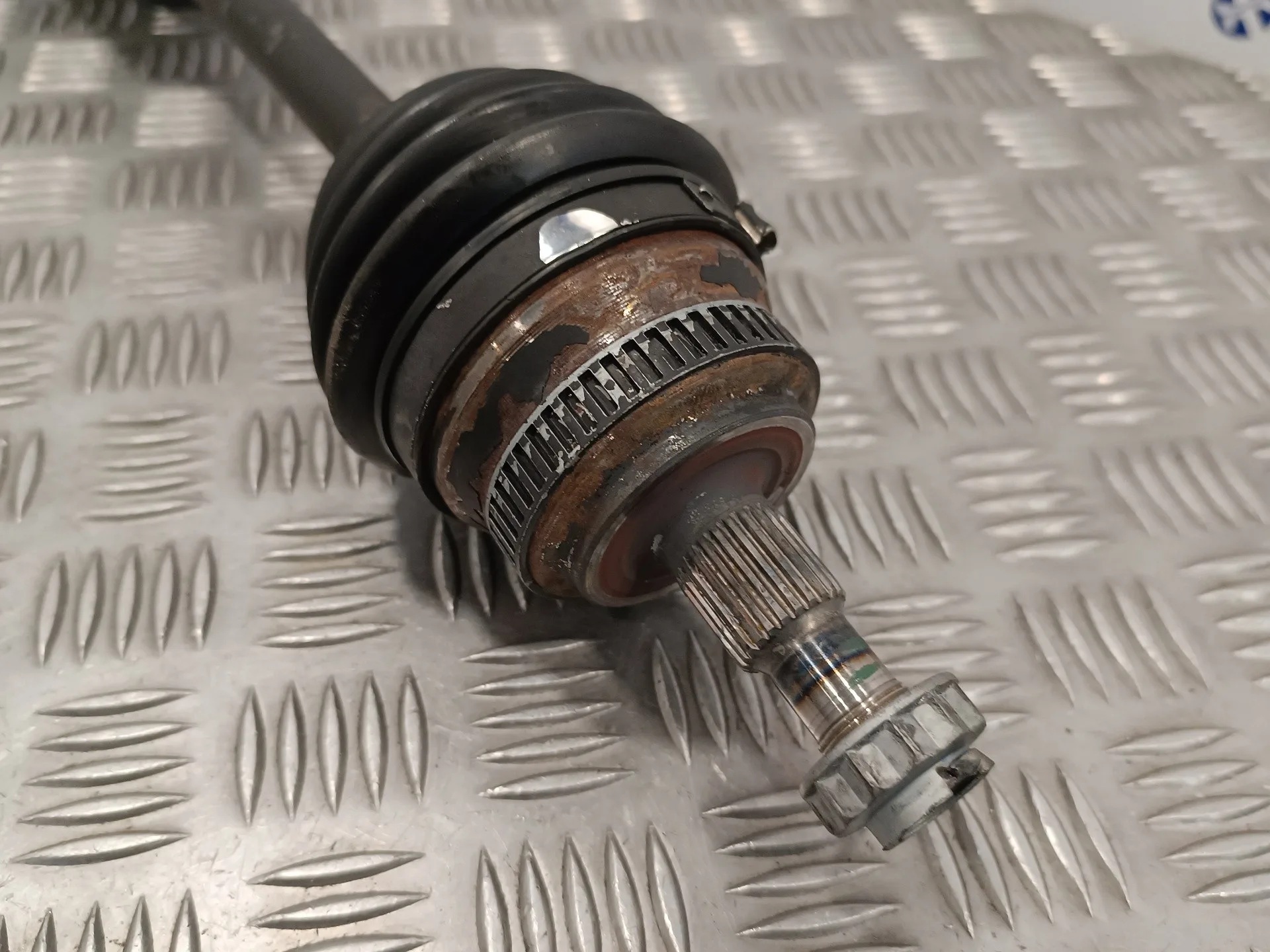 Transmision Delantera Derecha para Mercedes-Benz Clase A (W168)