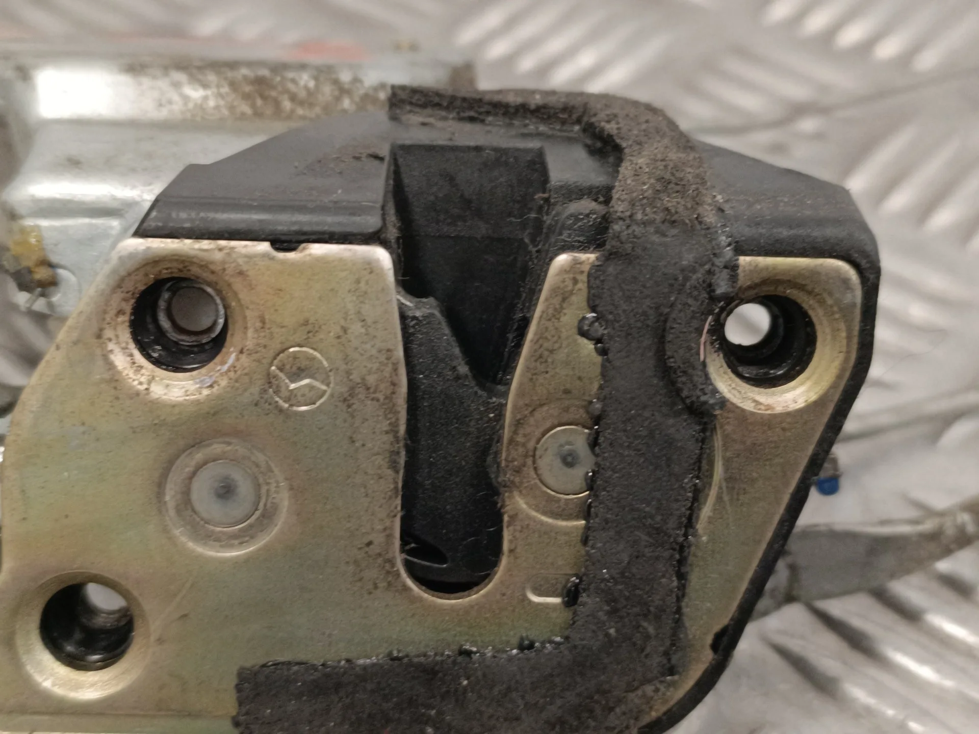 Cerradura Puerta Delantera Derecha para Suzuki Jimny Sn (Fj)