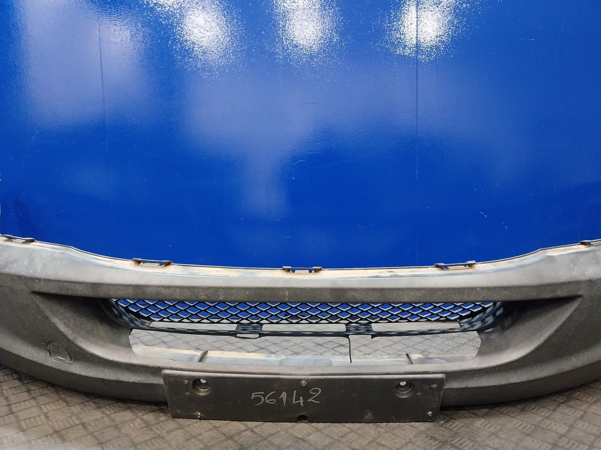Paragolpes Delantero para Mercedes-Benz Sprinterii Caja Abierta (Desde 01.06)