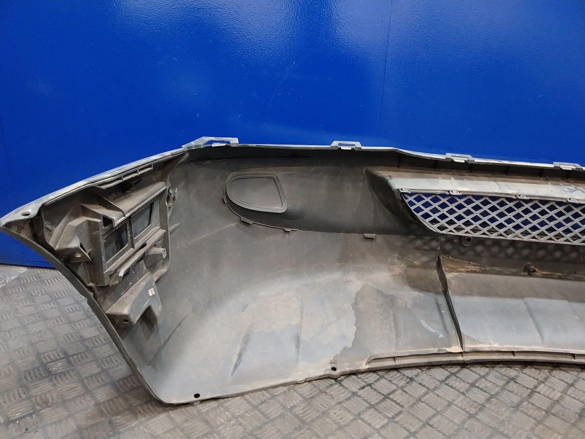Paragolpes Delantero para Mercedes-Benz Sprinterii Caja Abierta (Desde 01.06)
