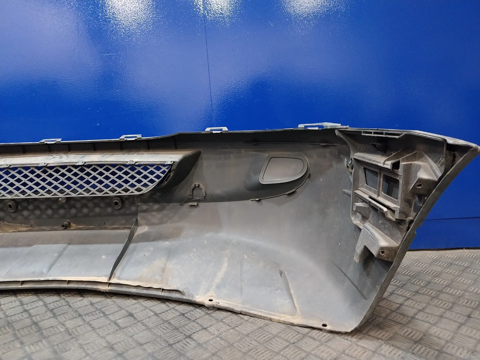 Paragolpes Delantero para Mercedes-Benz Sprinterii Caja Abierta (Desde 01.06)
