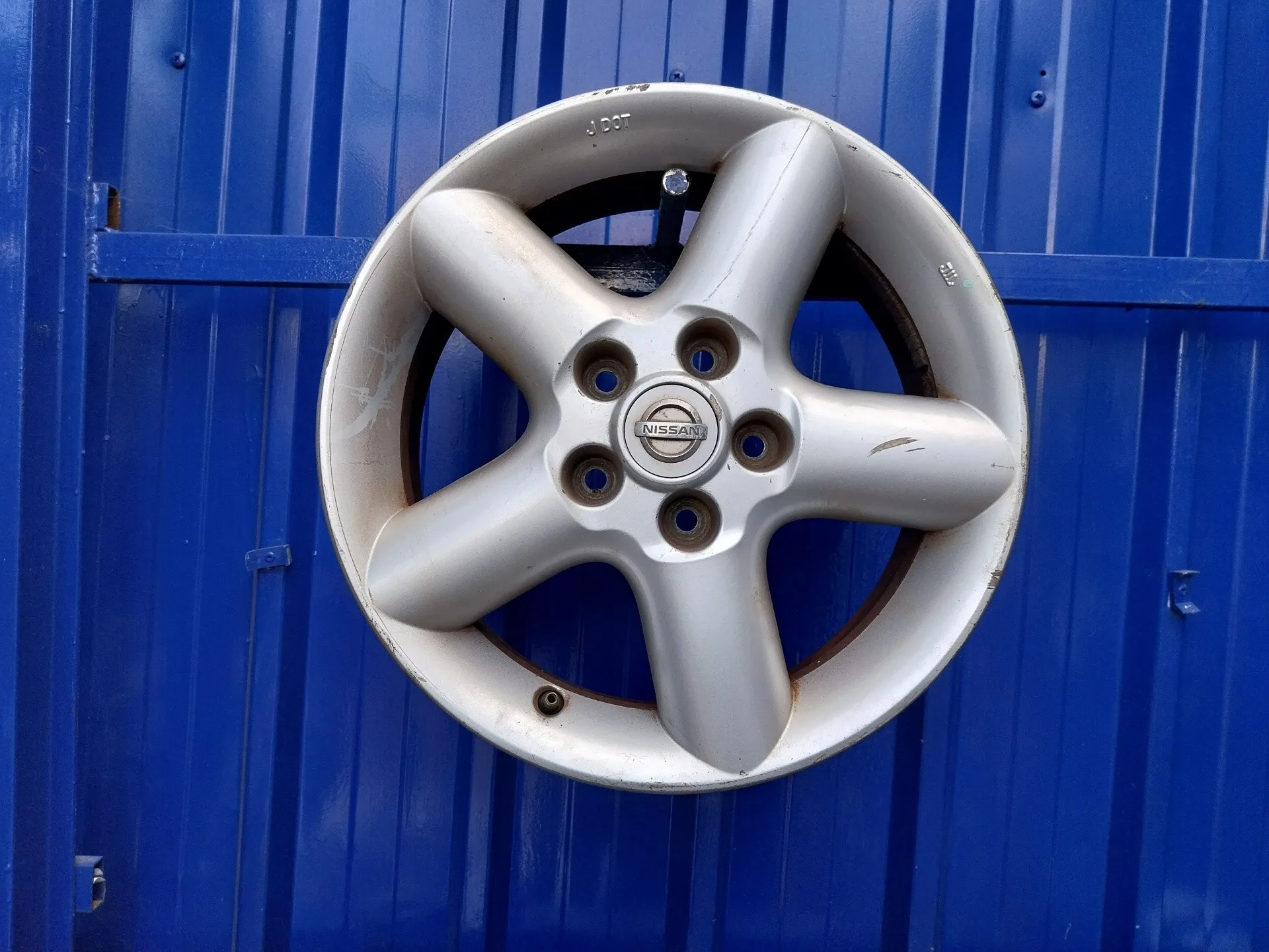 Llanta para Nissan X-Trail (T30)